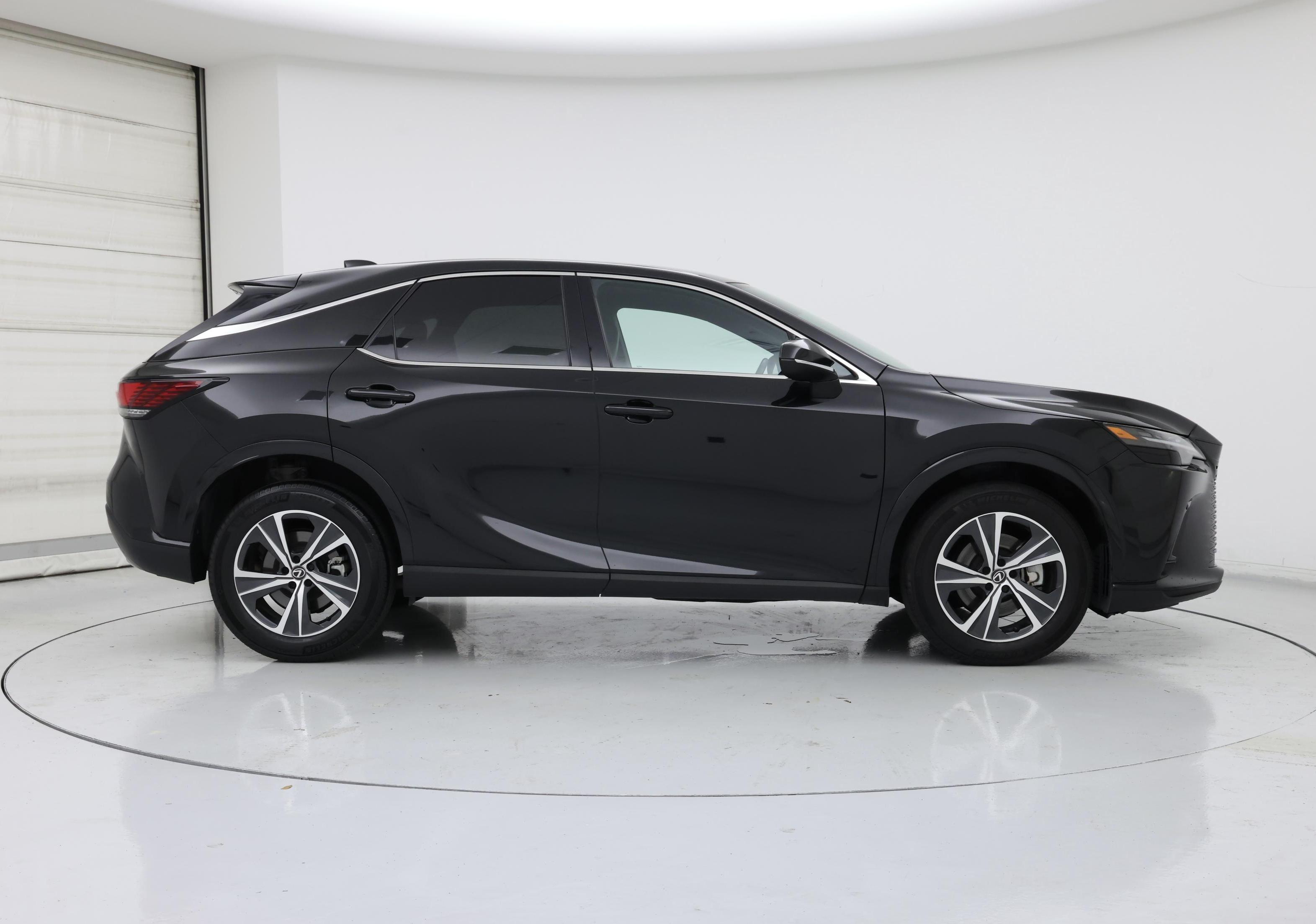 Thumbnail: 2024 Lexus RX - 7