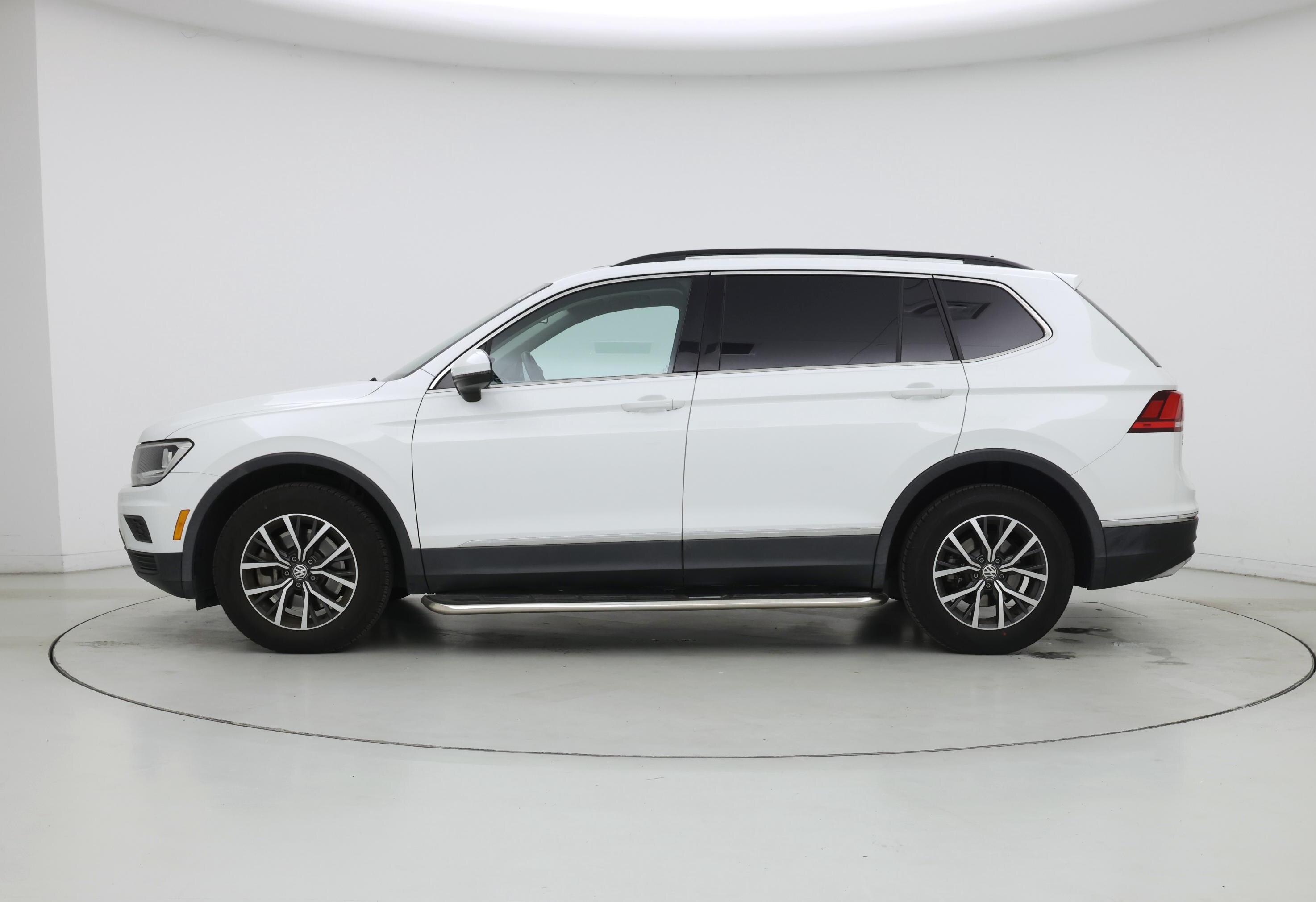 Thumbnail: 2018 Volkswagen Tiguan - 3