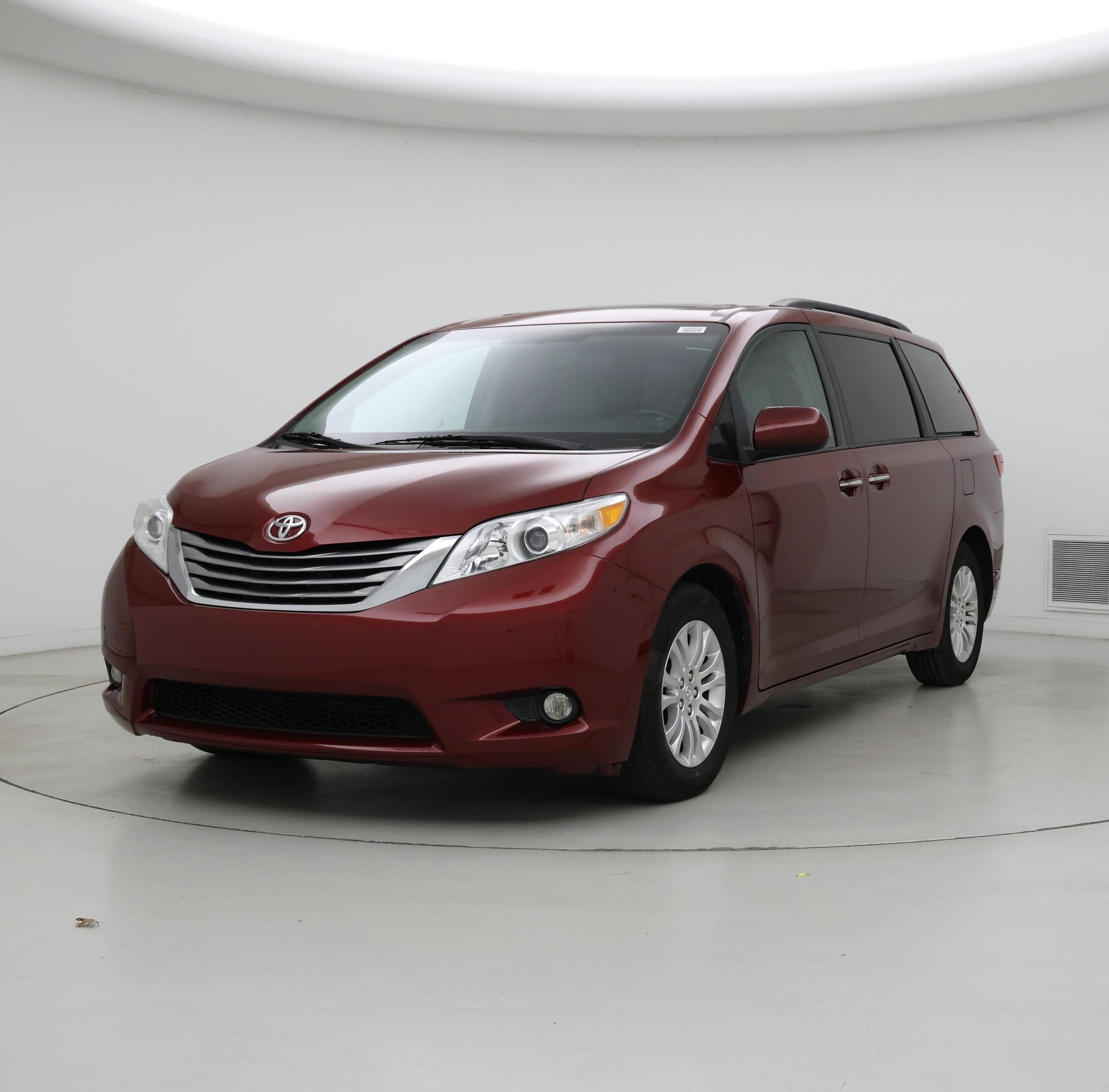 Thumbnail: 2017 Toyota Sienna - 4