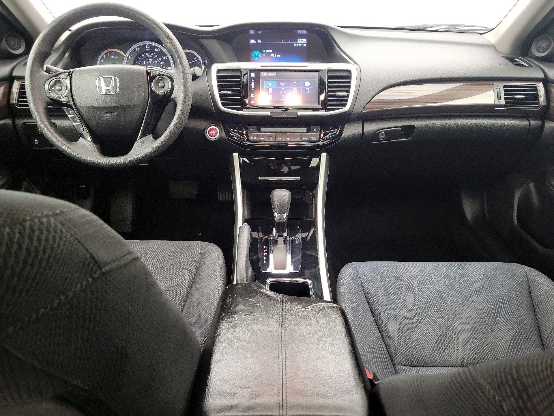 Thumbnail: 2016 Honda Accord - 9