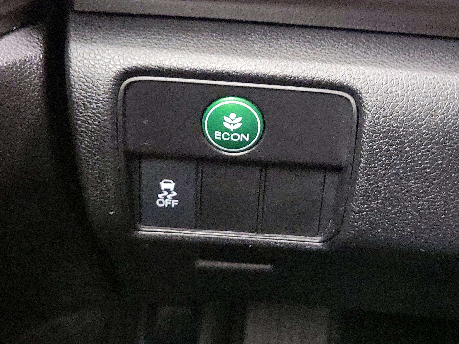 Thumbnail: 2016 Honda Accord - 13