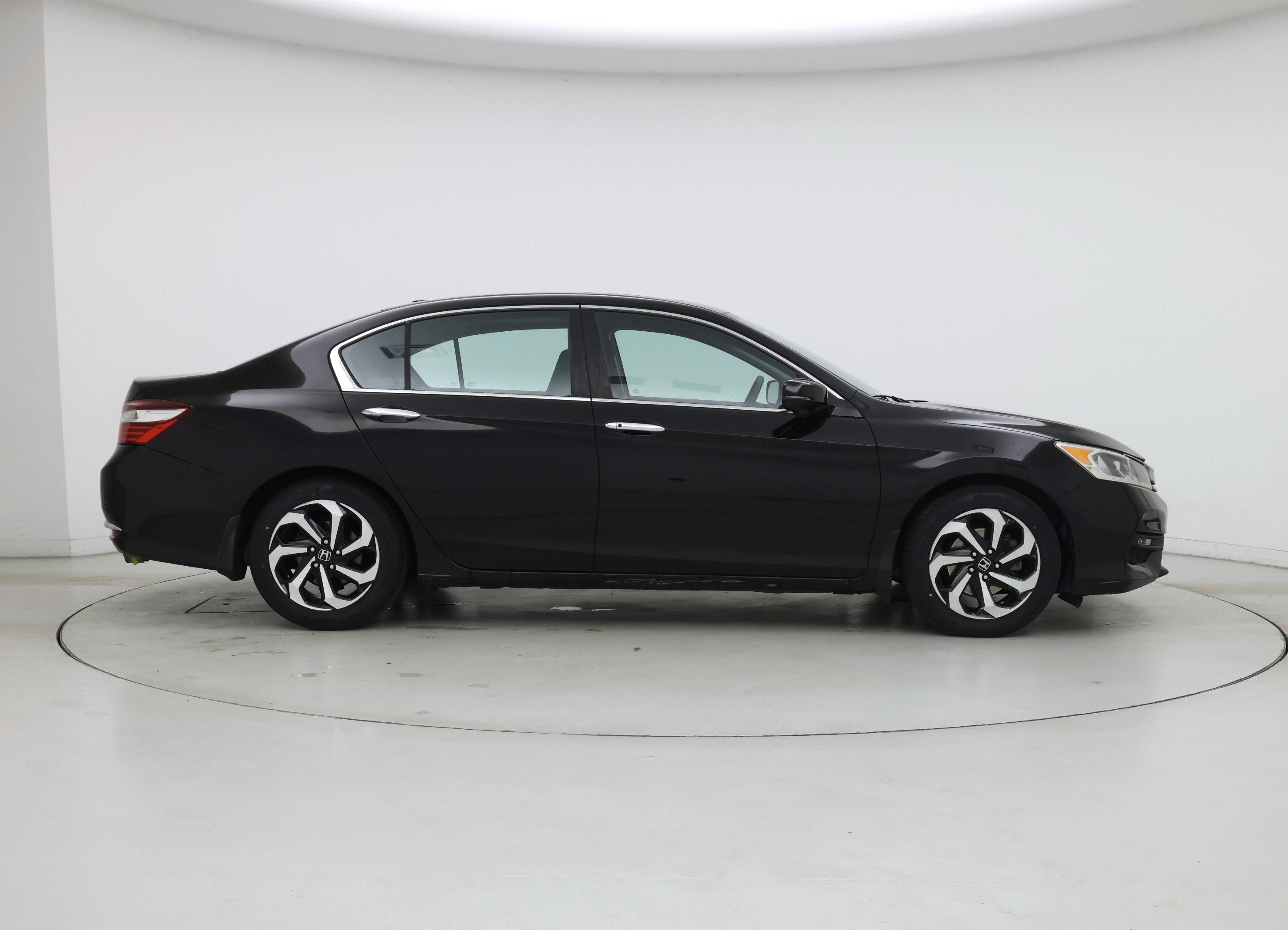 Thumbnail: 2016 Honda Accord - 7