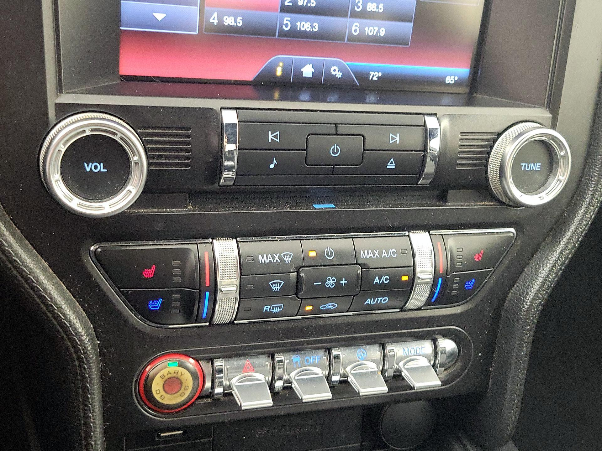 Thumbnail: 2015 Ford Mustang - 17