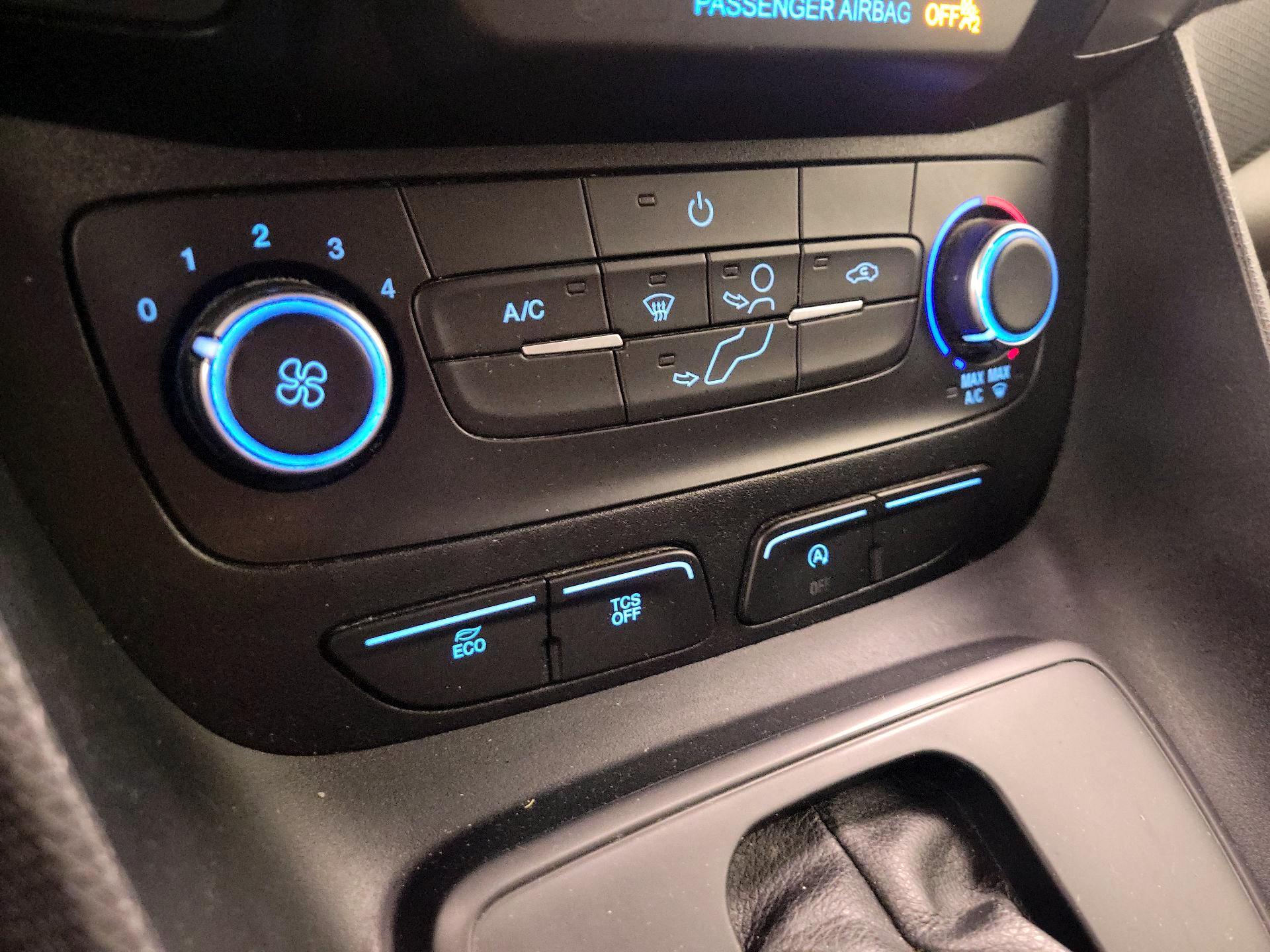 Thumbnail: 2020 Ford Transit Series - 16