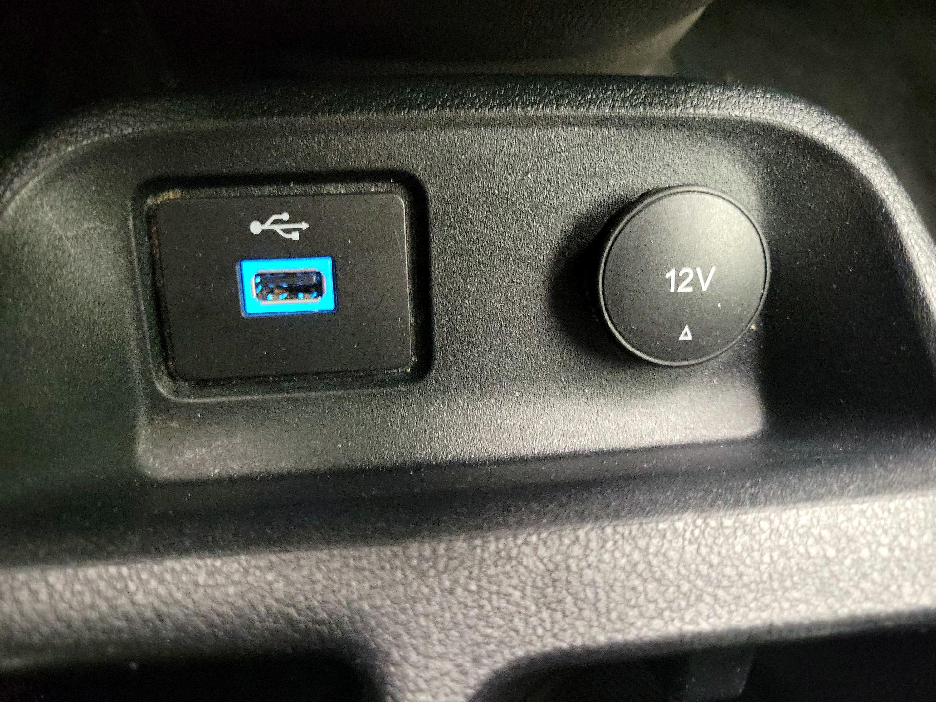 Thumbnail: 2020 Ford Transit Series - 18