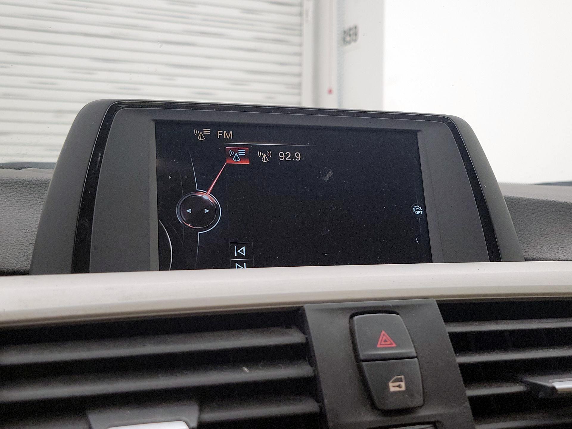 Thumbnail: 2017 BMW 3 Series - 14