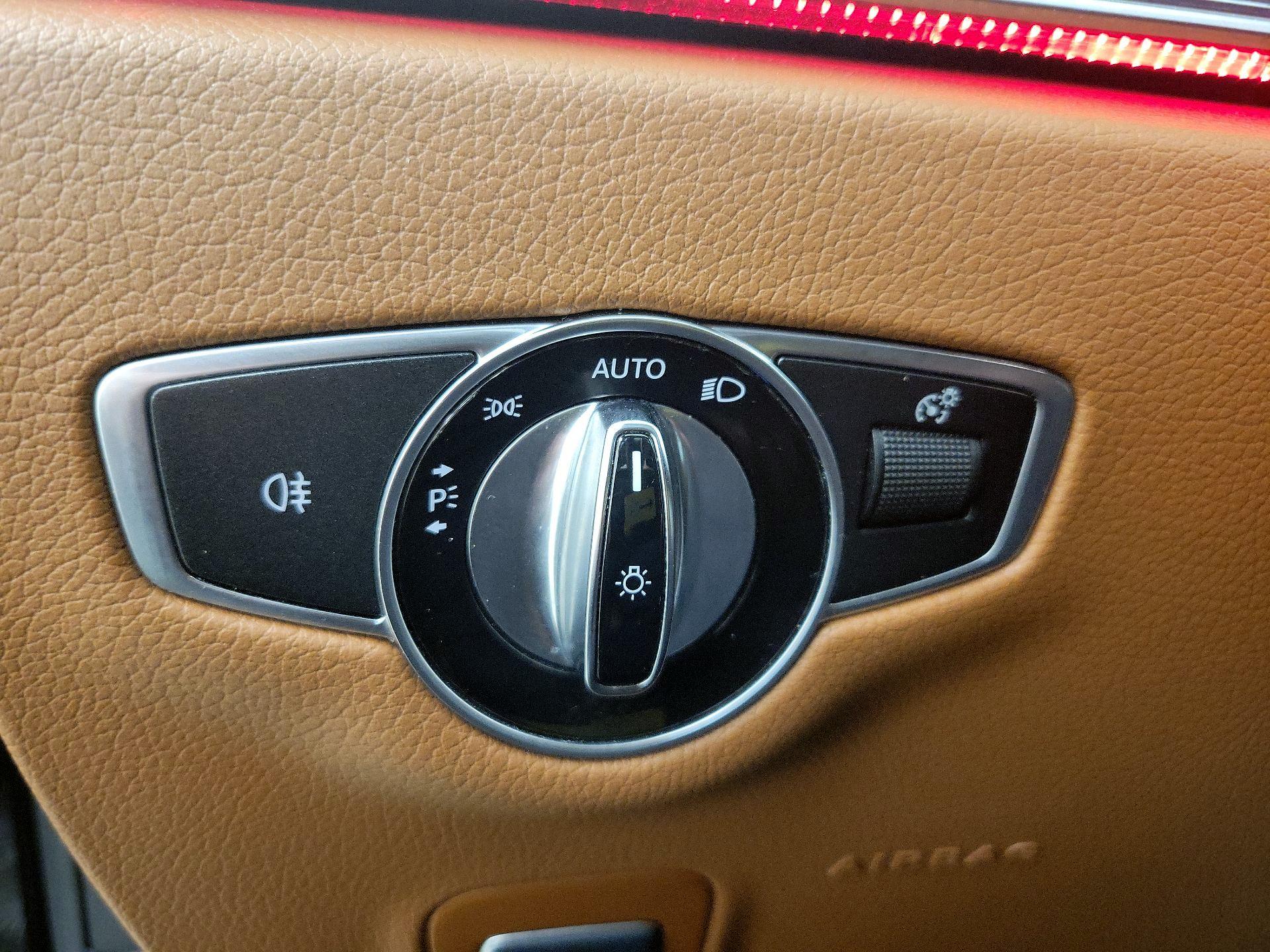 Thumbnail: 2018 Mercedes-Benz E-Class - 13