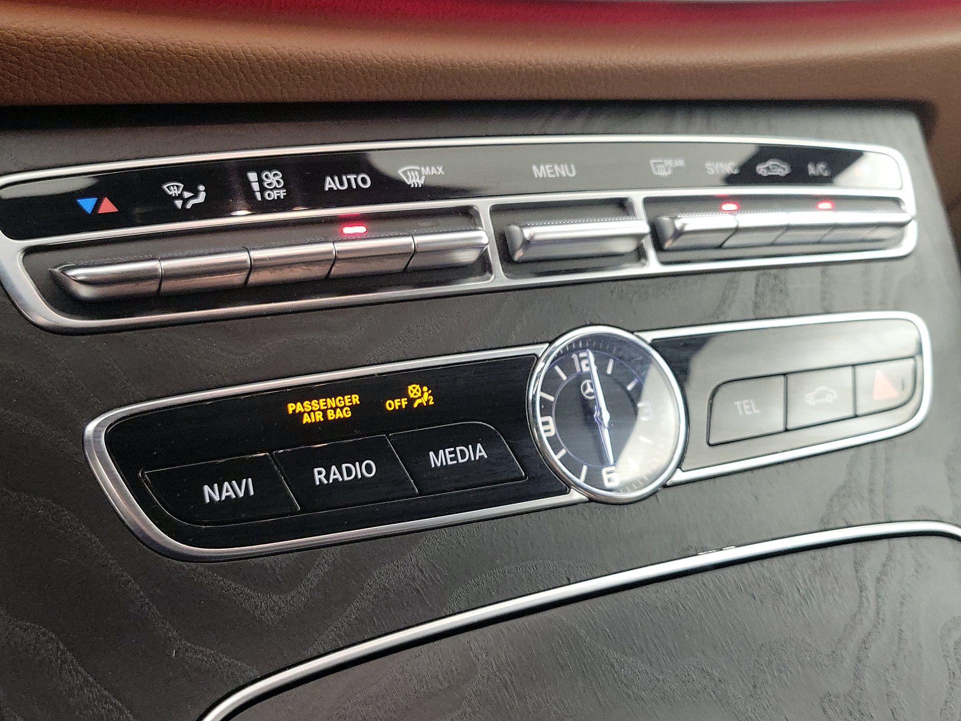 Thumbnail: 2018 Mercedes-Benz E-Class - 17