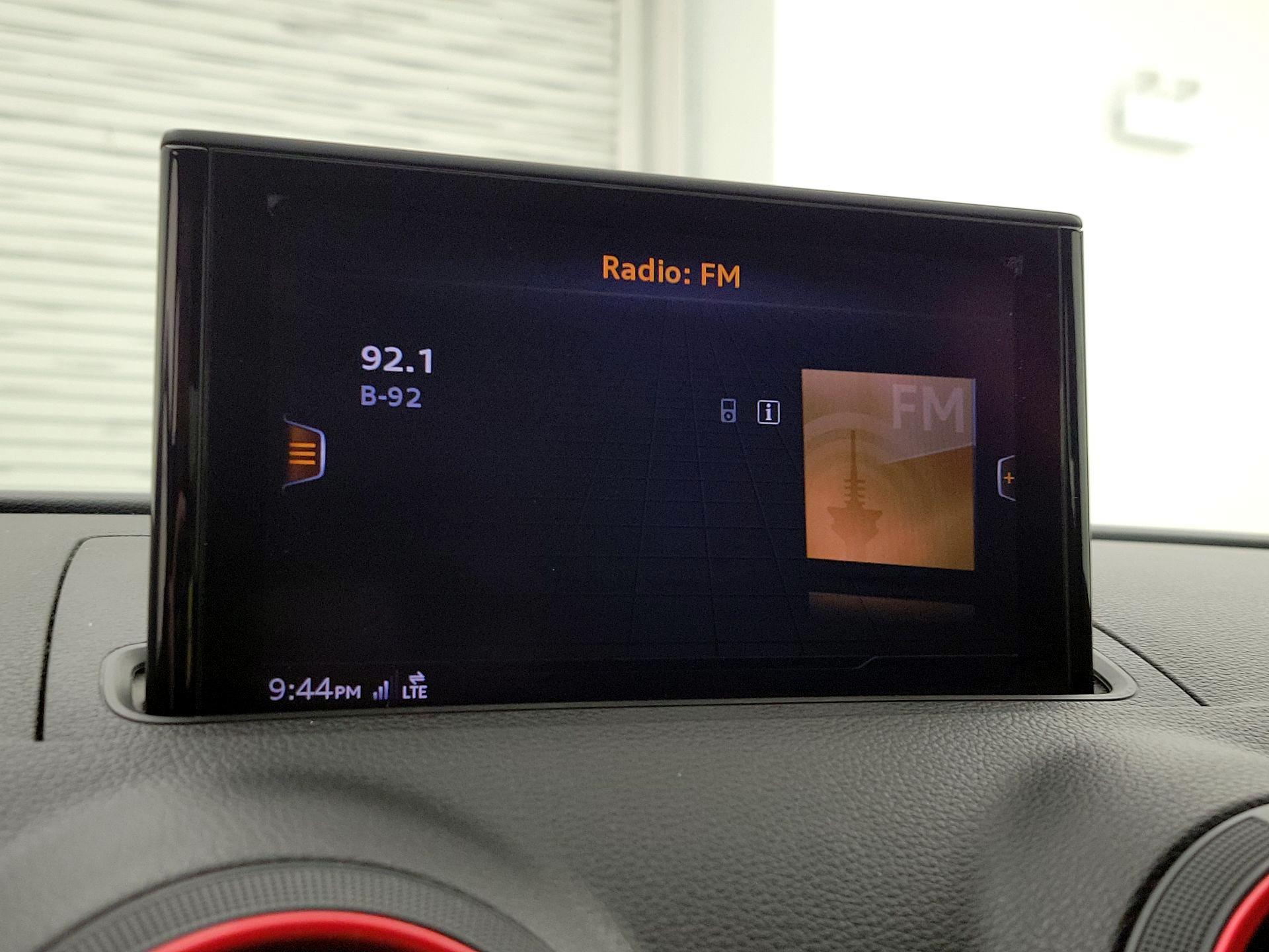 Thumbnail: 2018 Audi RS 3 - 16