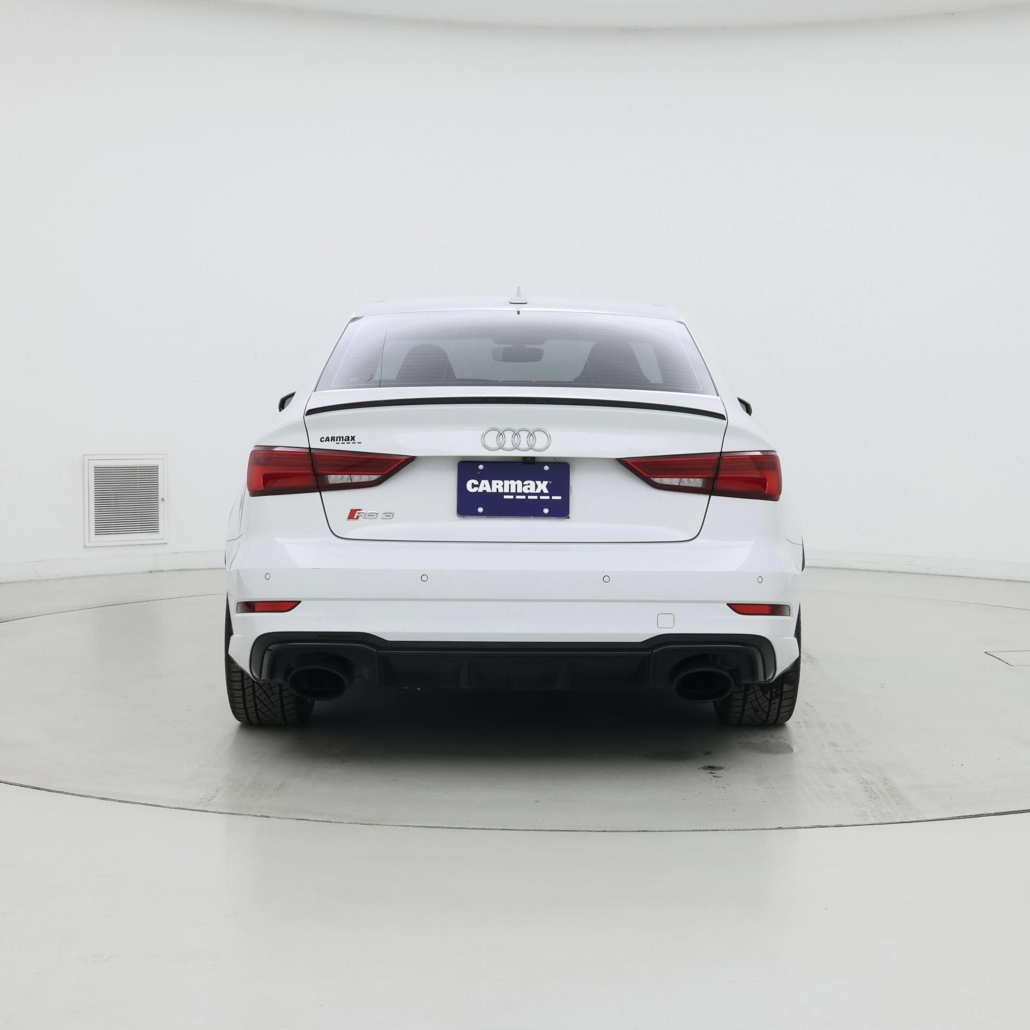 Thumbnail: 2018 Audi RS 3 - 6