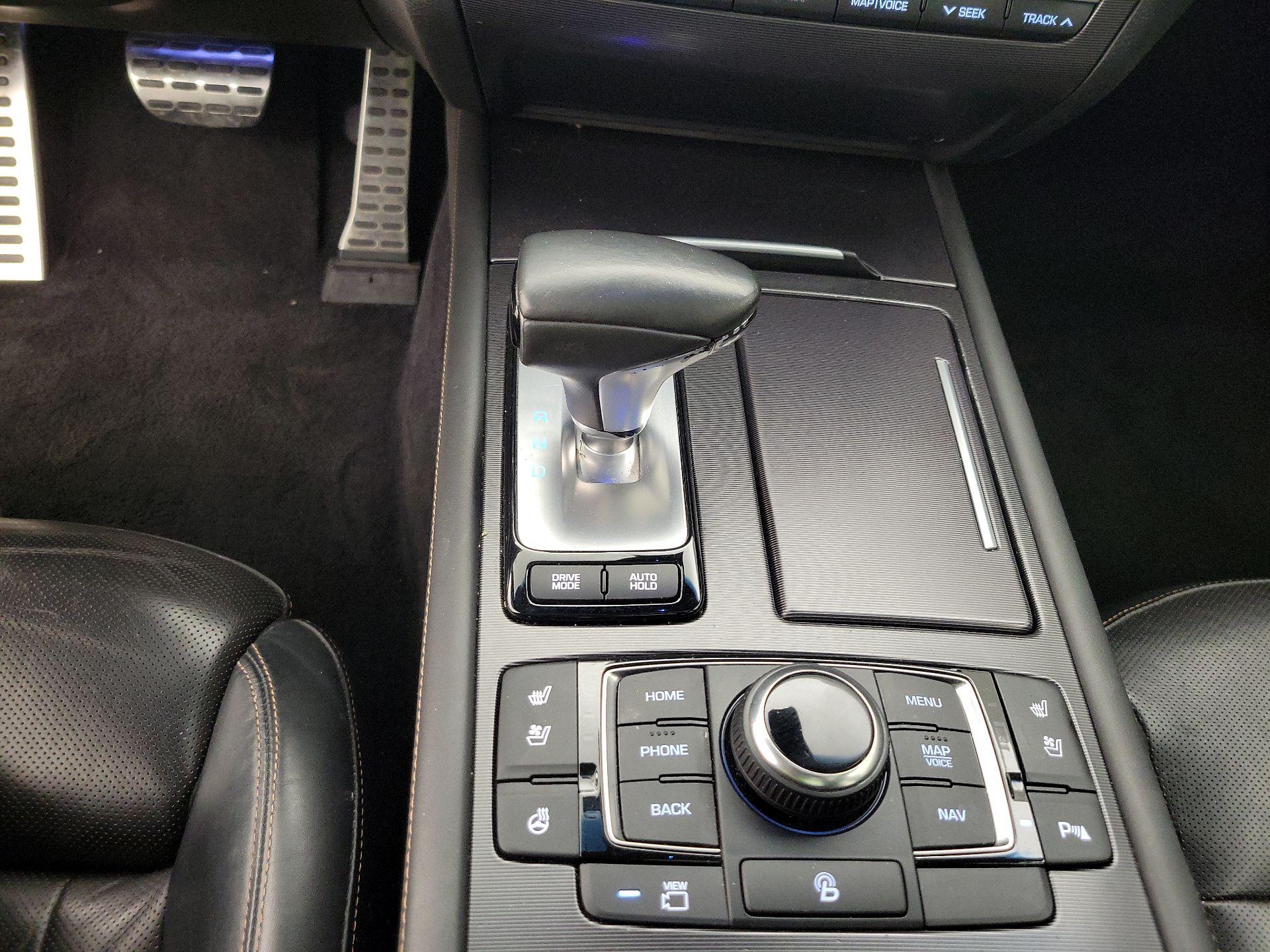Thumbnail: 2018 Genesis G80 - 18