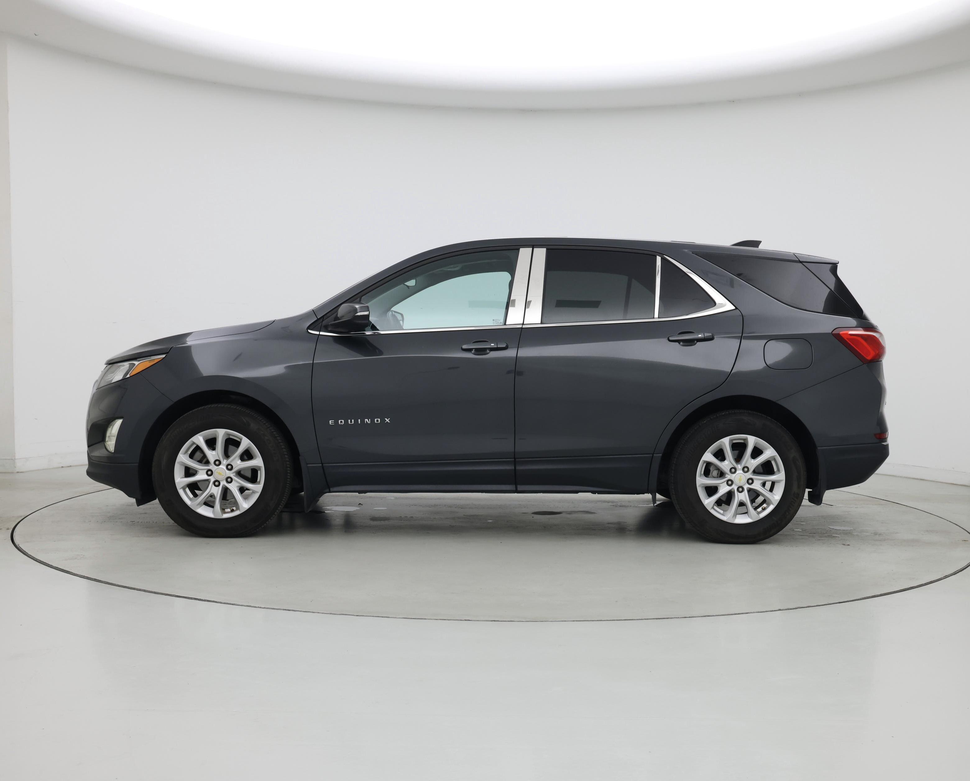 Thumbnail: 2019 Chevrolet Equinox - 3