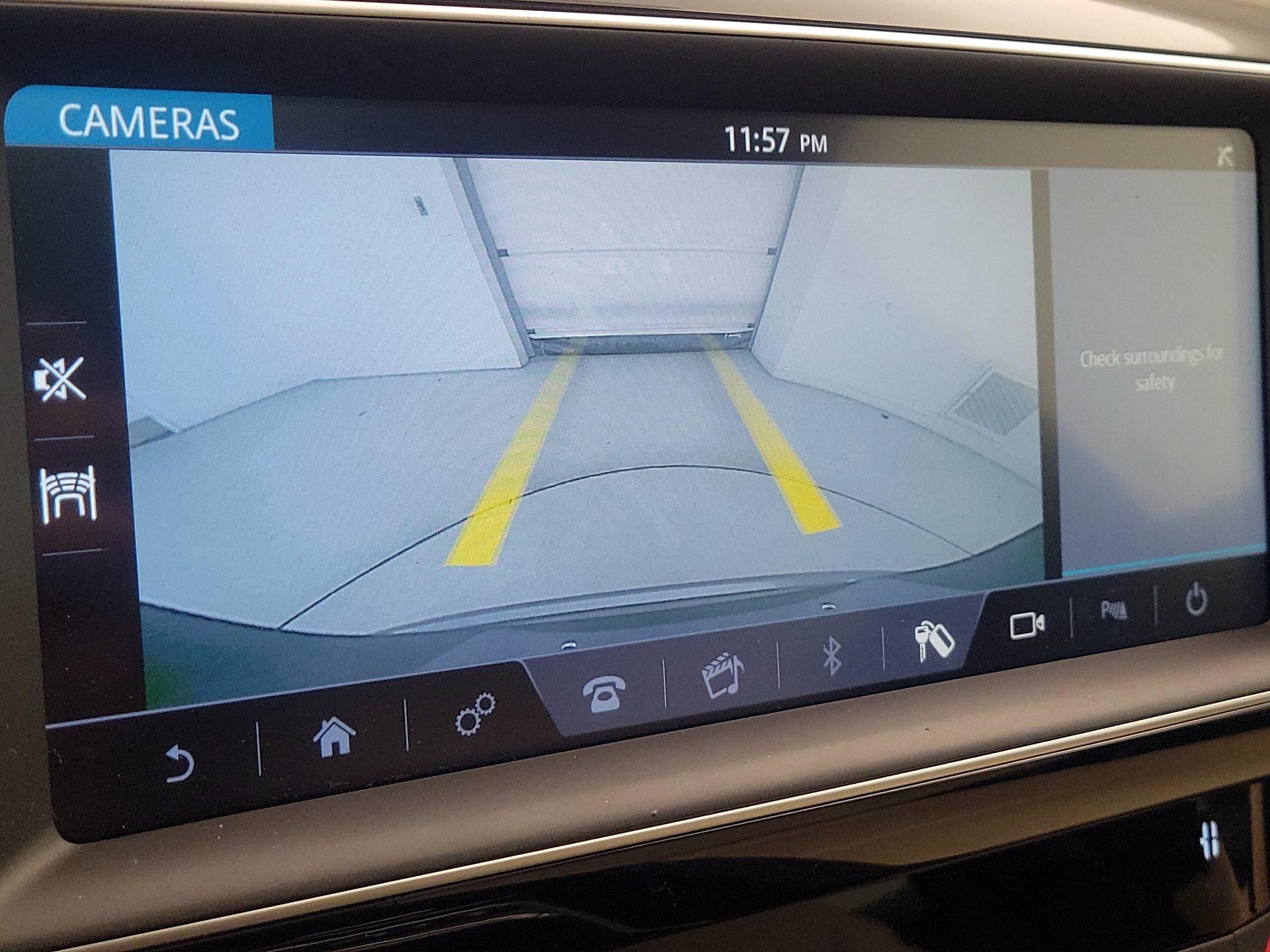 Thumbnail: 2019 Jaguar F-Pace - 14