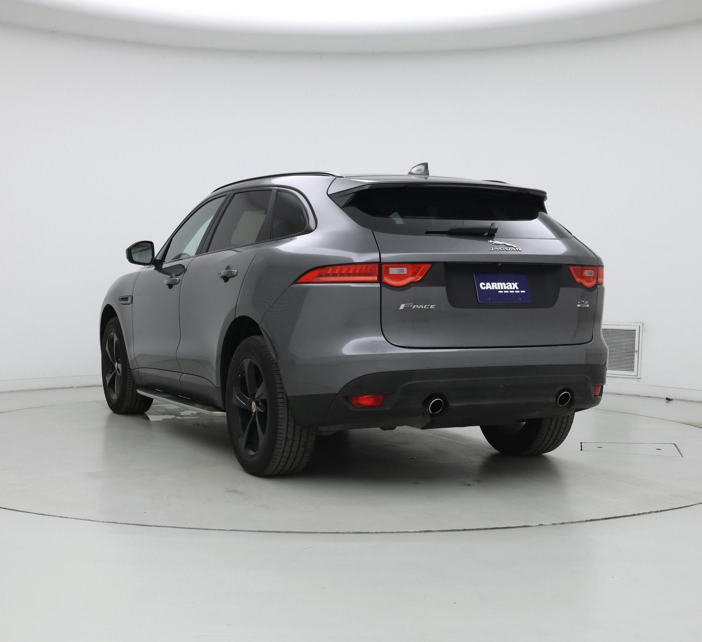 Thumbnail: 2019 Jaguar F-Pace - 2
