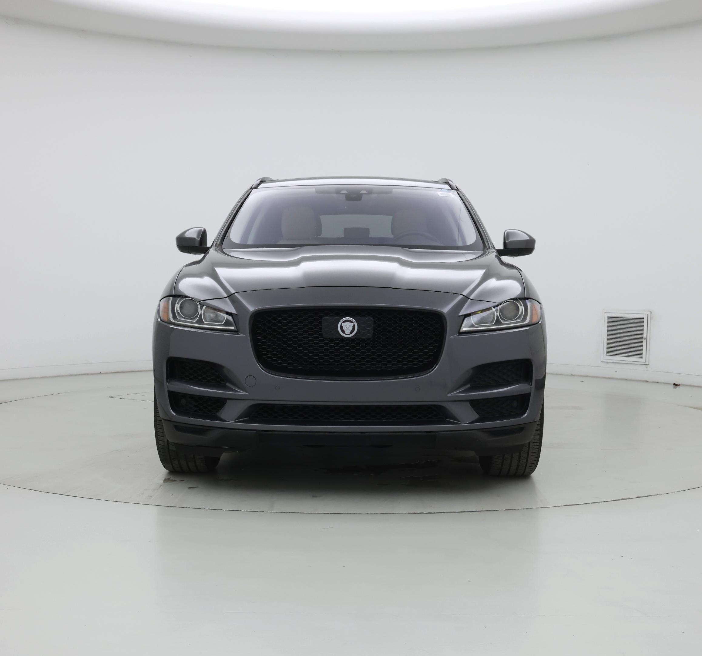 Thumbnail: 2019 Jaguar F-Pace - 5