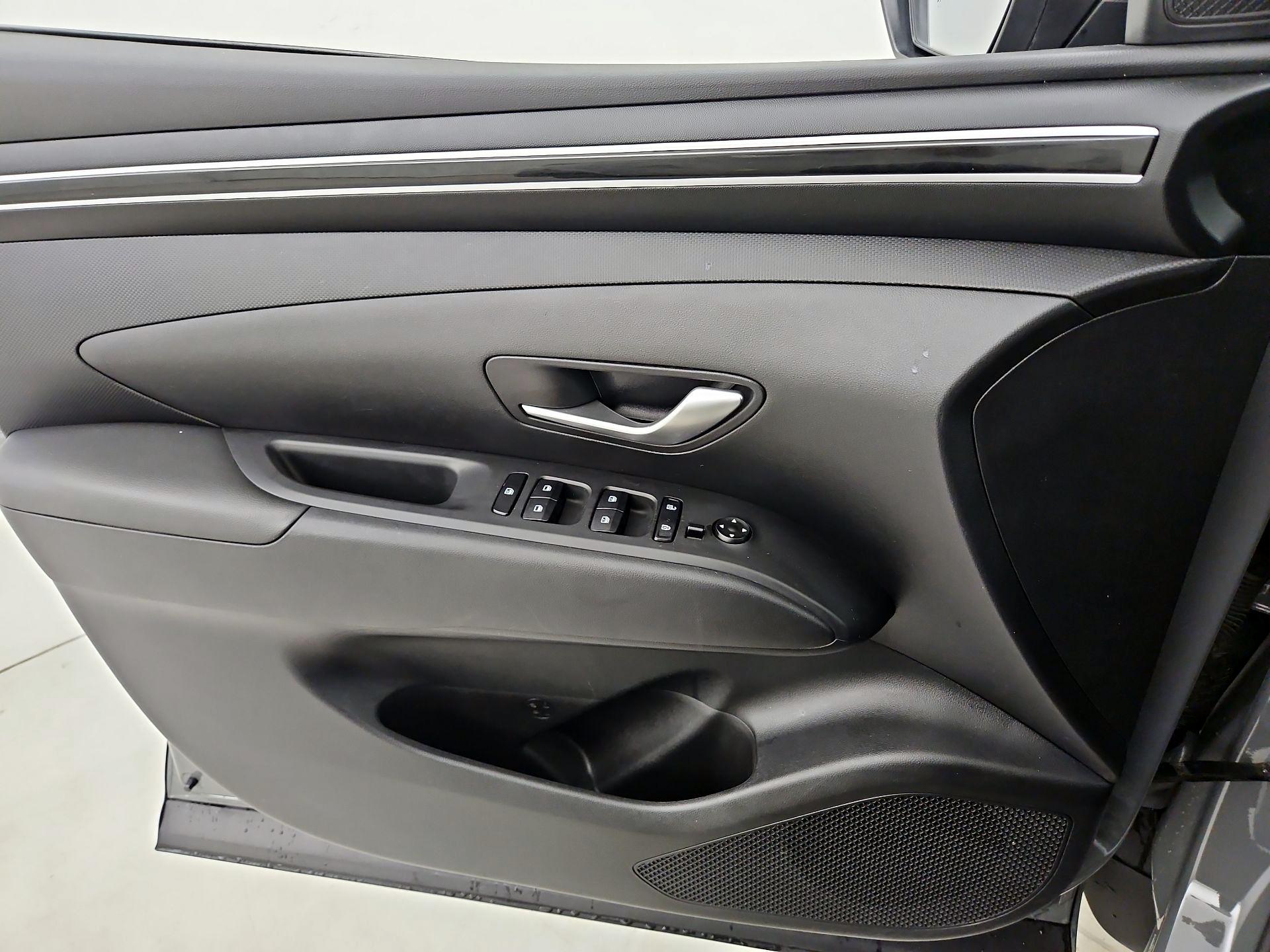 Thumbnail: 2022 Hyundai Santa Cruz - 12