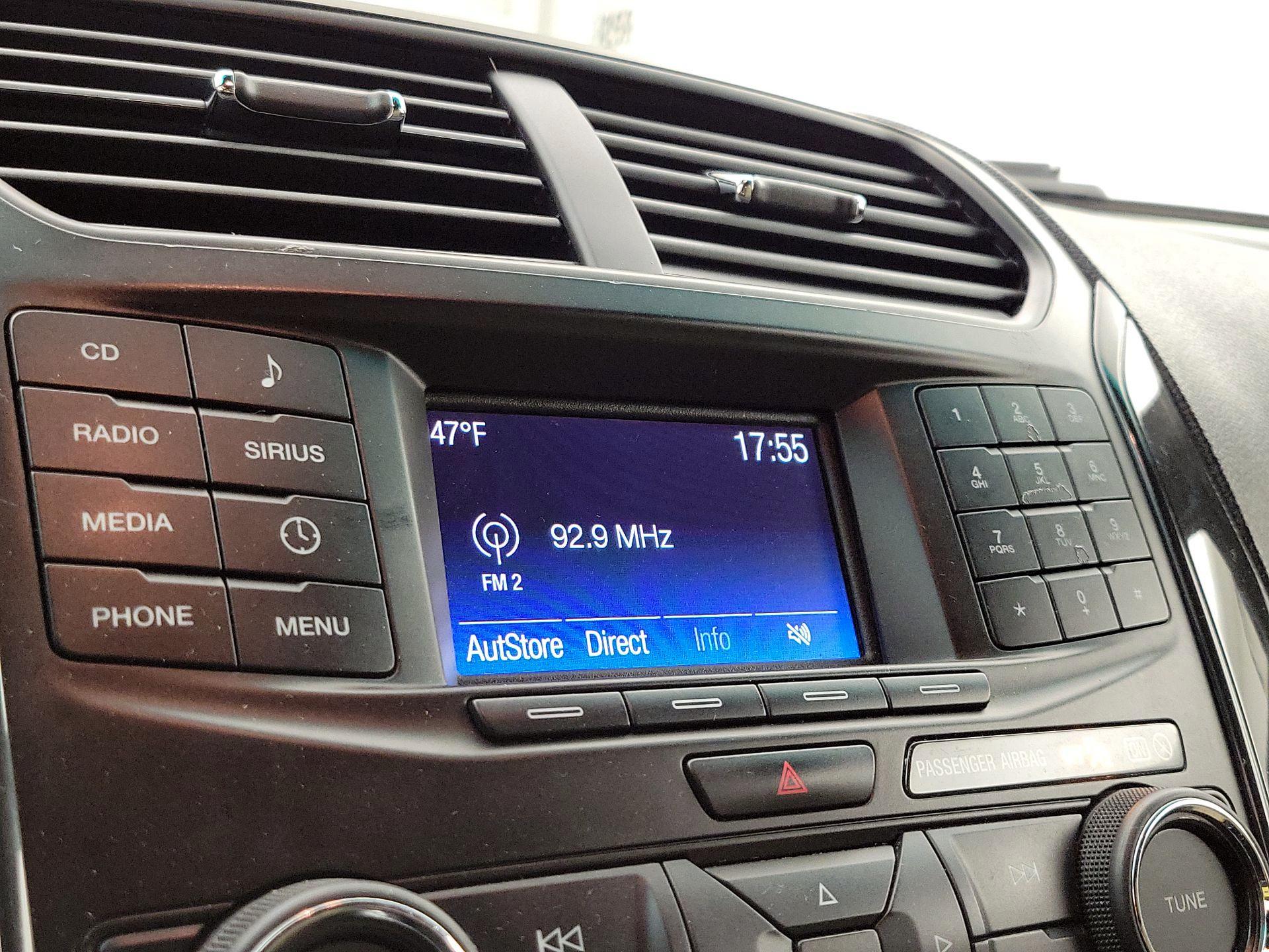 Thumbnail: 2017 Ford Explorer - 15