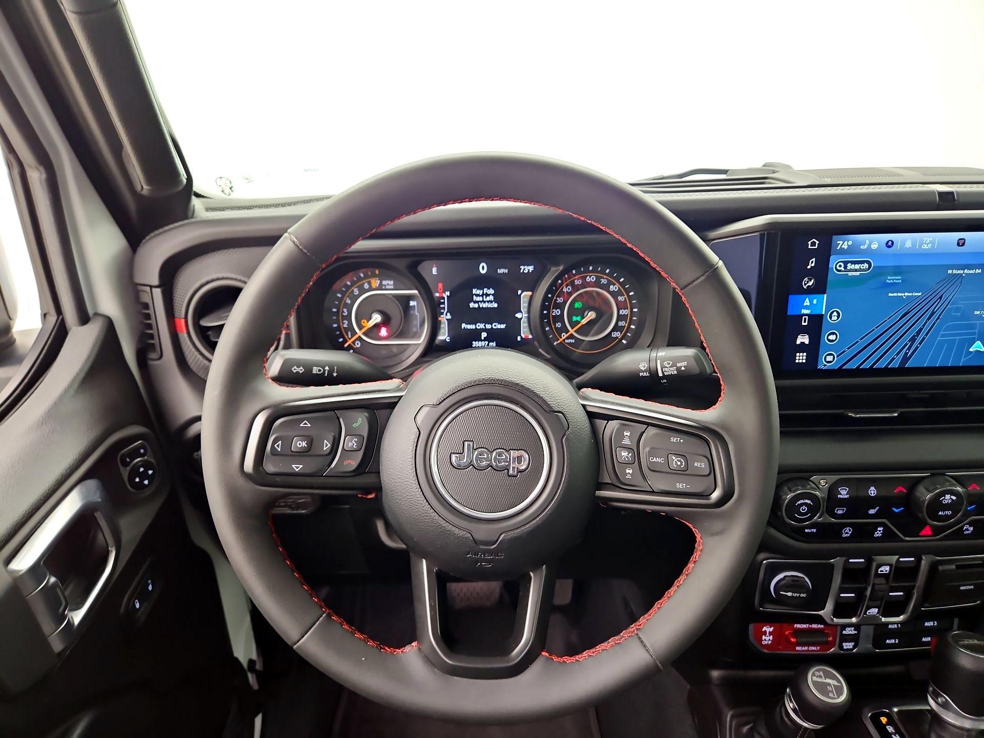 Thumbnail: 2024 Jeep Gladiator - 10