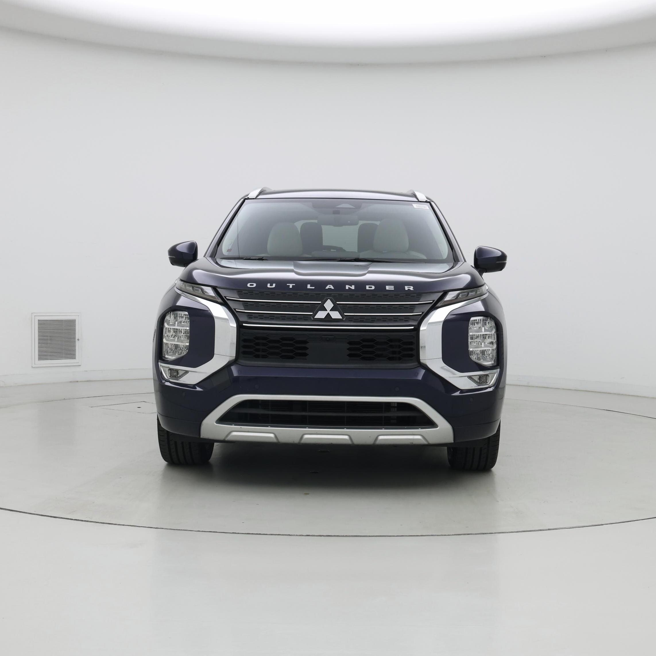 Thumbnail: 2023 Mitsubishi Outlander - 5