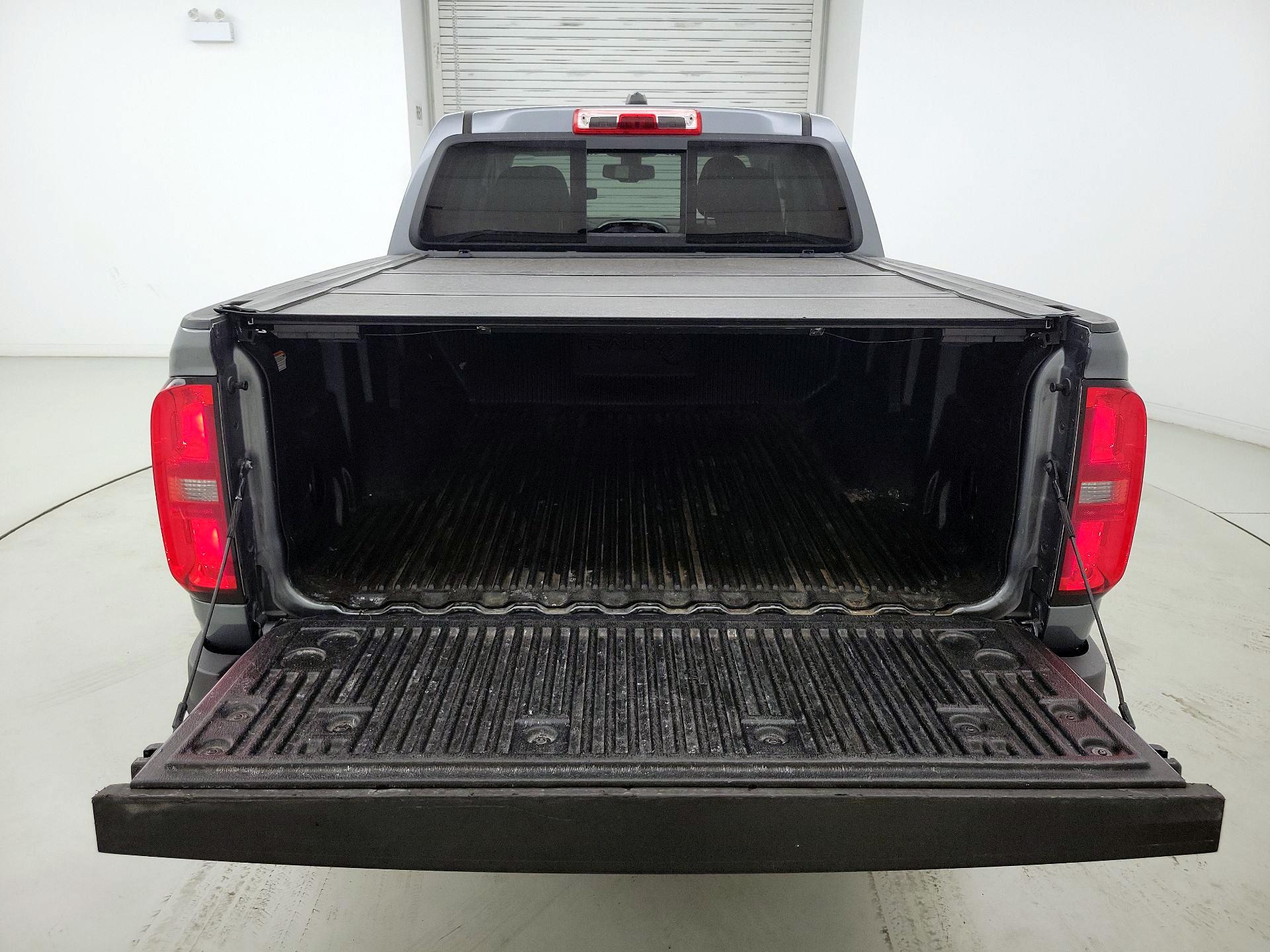 Thumbnail: 2021 Chevrolet Colorado - 20