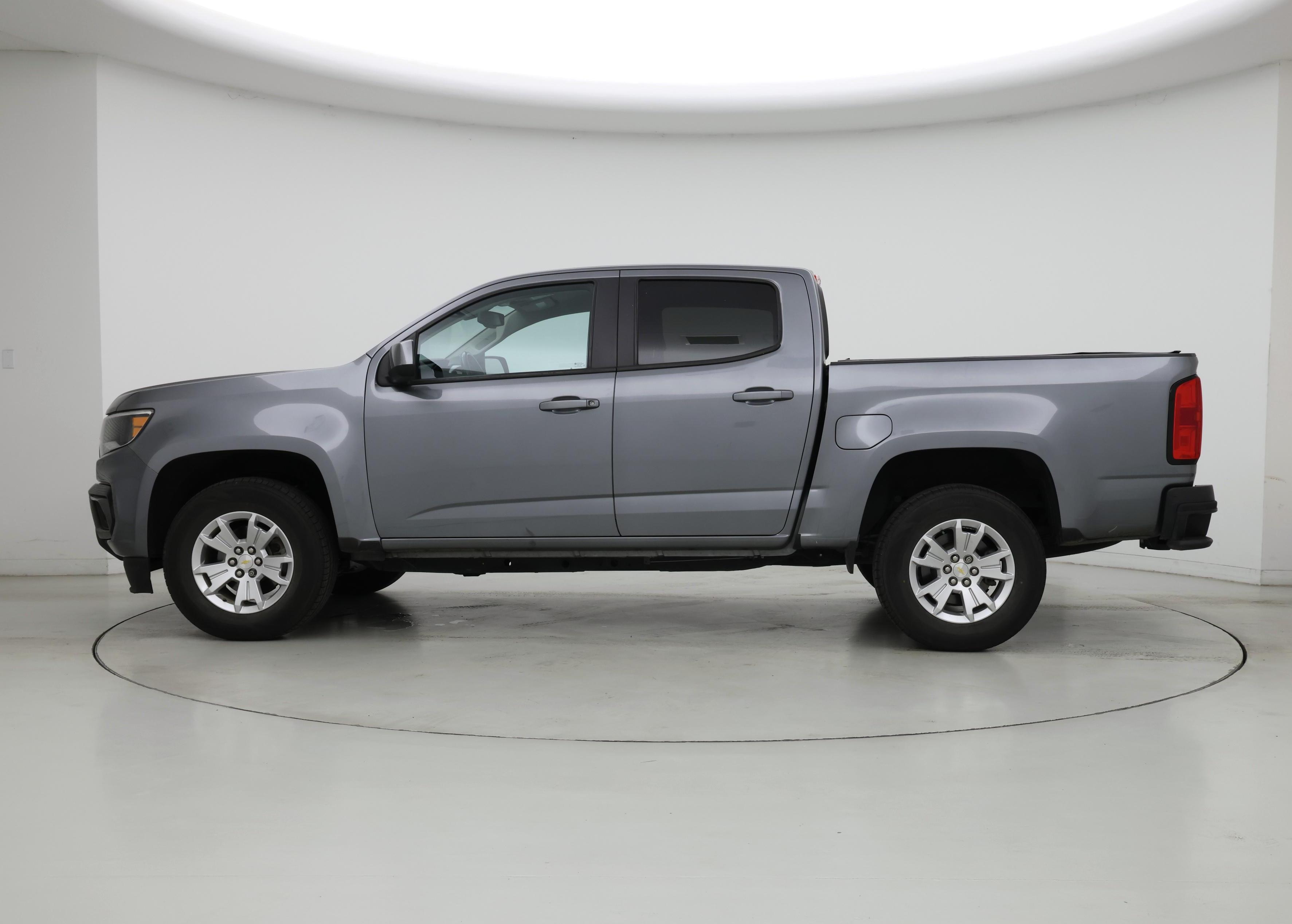 Thumbnail: 2021 Chevrolet Colorado - 3