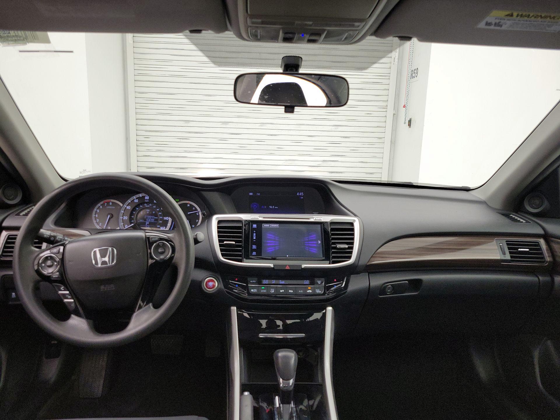 Thumbnail: 2016 Honda Accord - 9