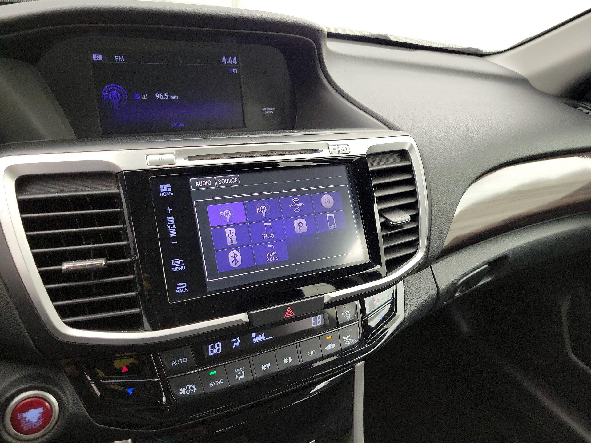 Thumbnail: 2016 Honda Accord - 15