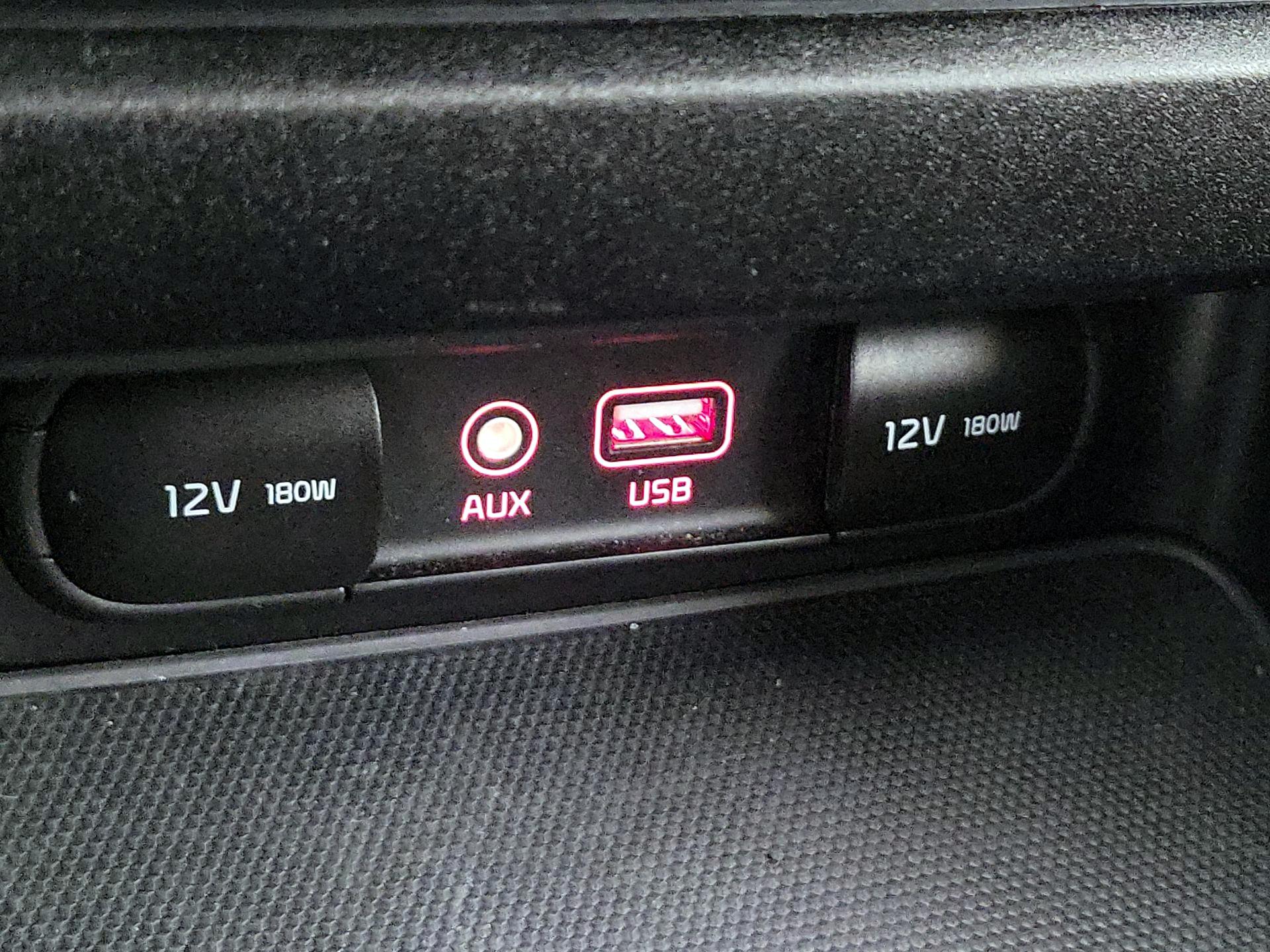 Thumbnail: 2021 Kia Forte - 18