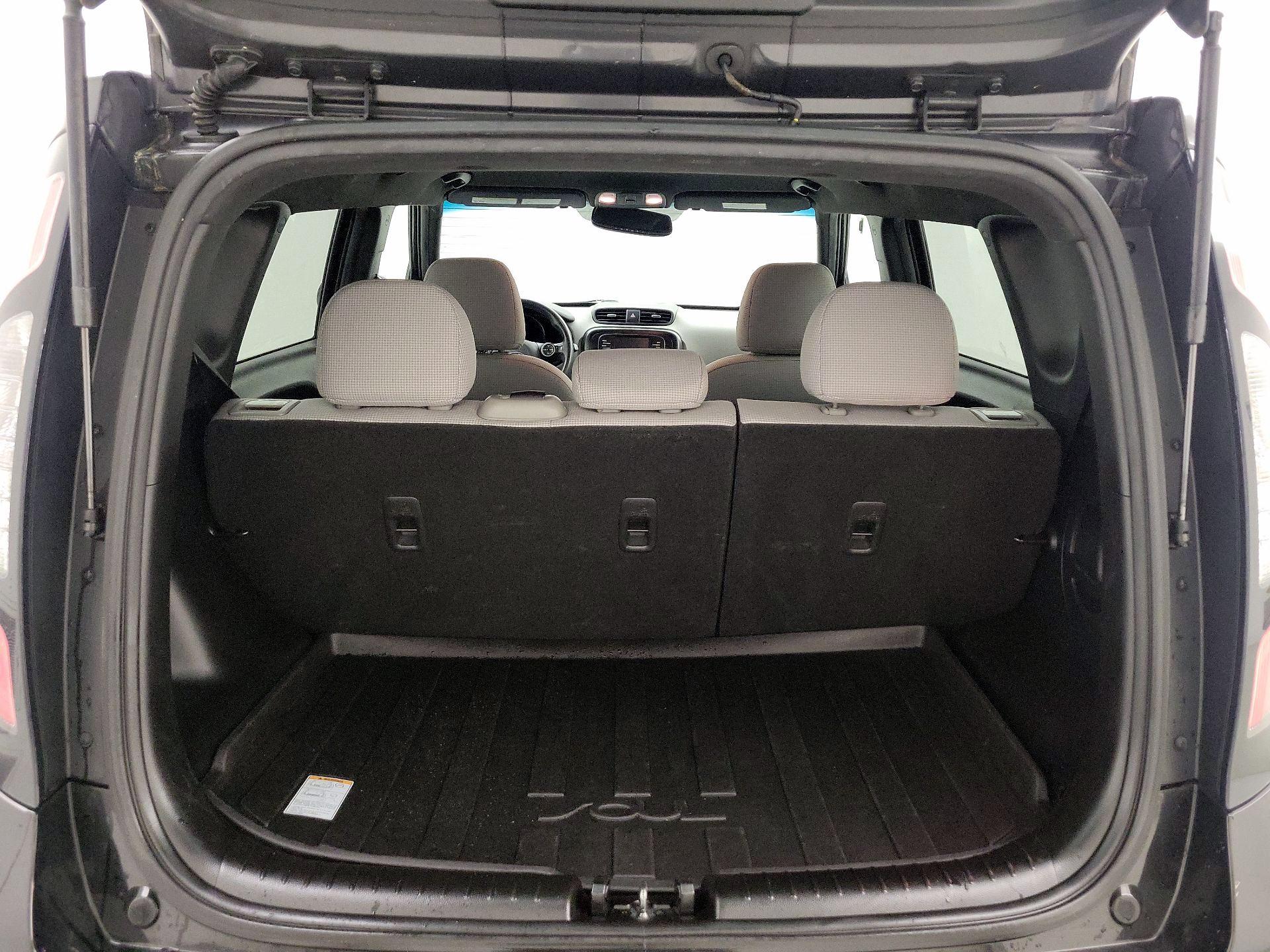 Thumbnail: 2019 Kia Soul - 20