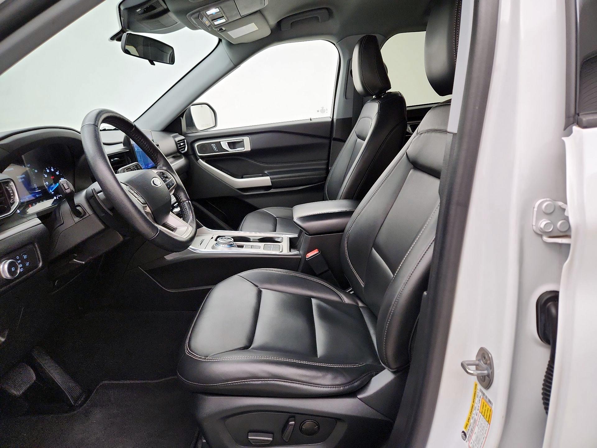 Thumbnail: 2021 Ford Explorer - 11