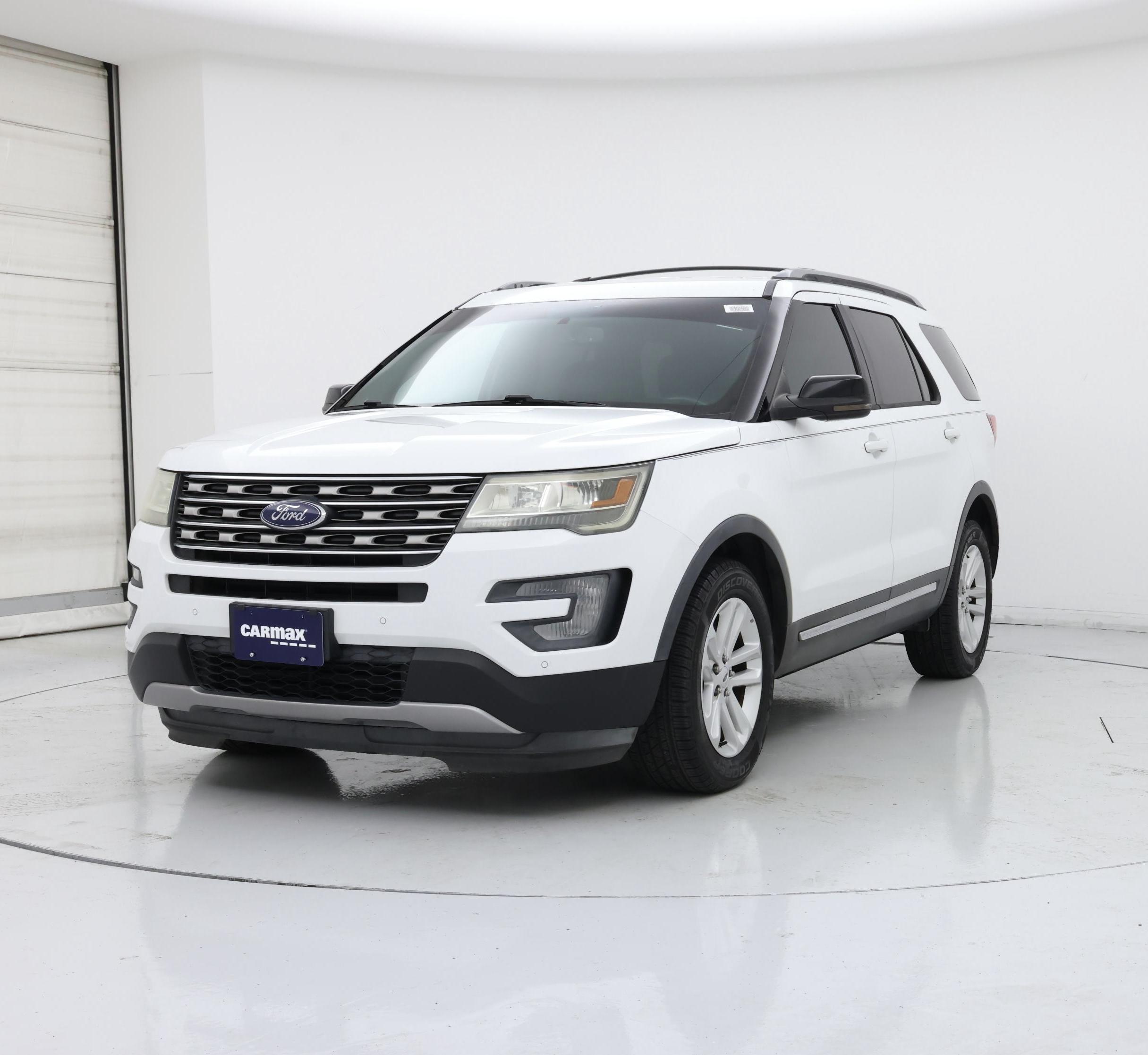 Thumbnail: 2017 Ford Explorer - 4