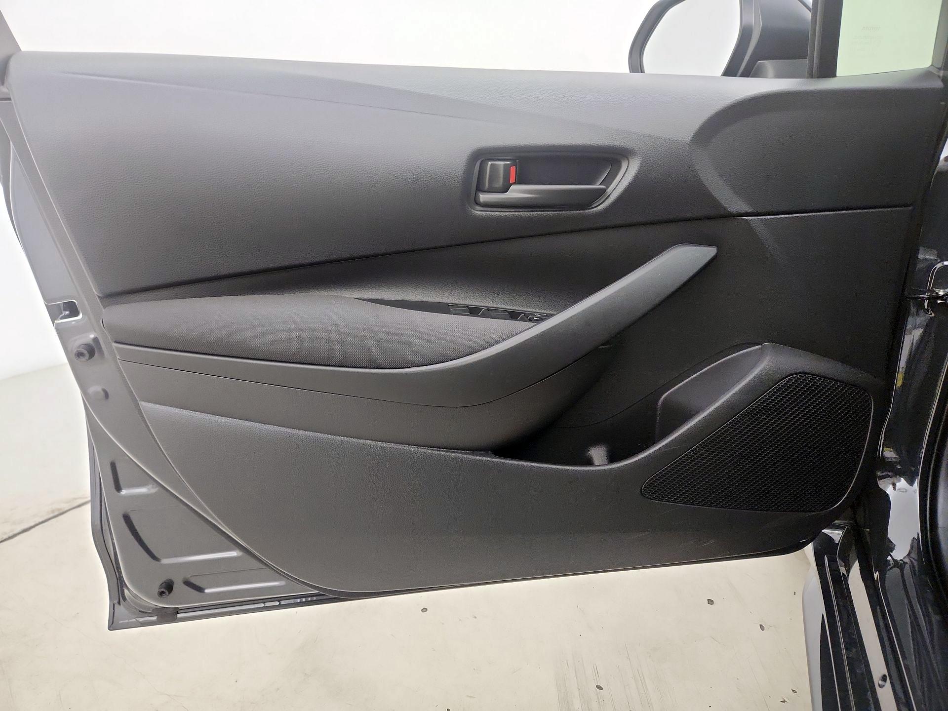 Thumbnail: 2025 Toyota Corolla - 12