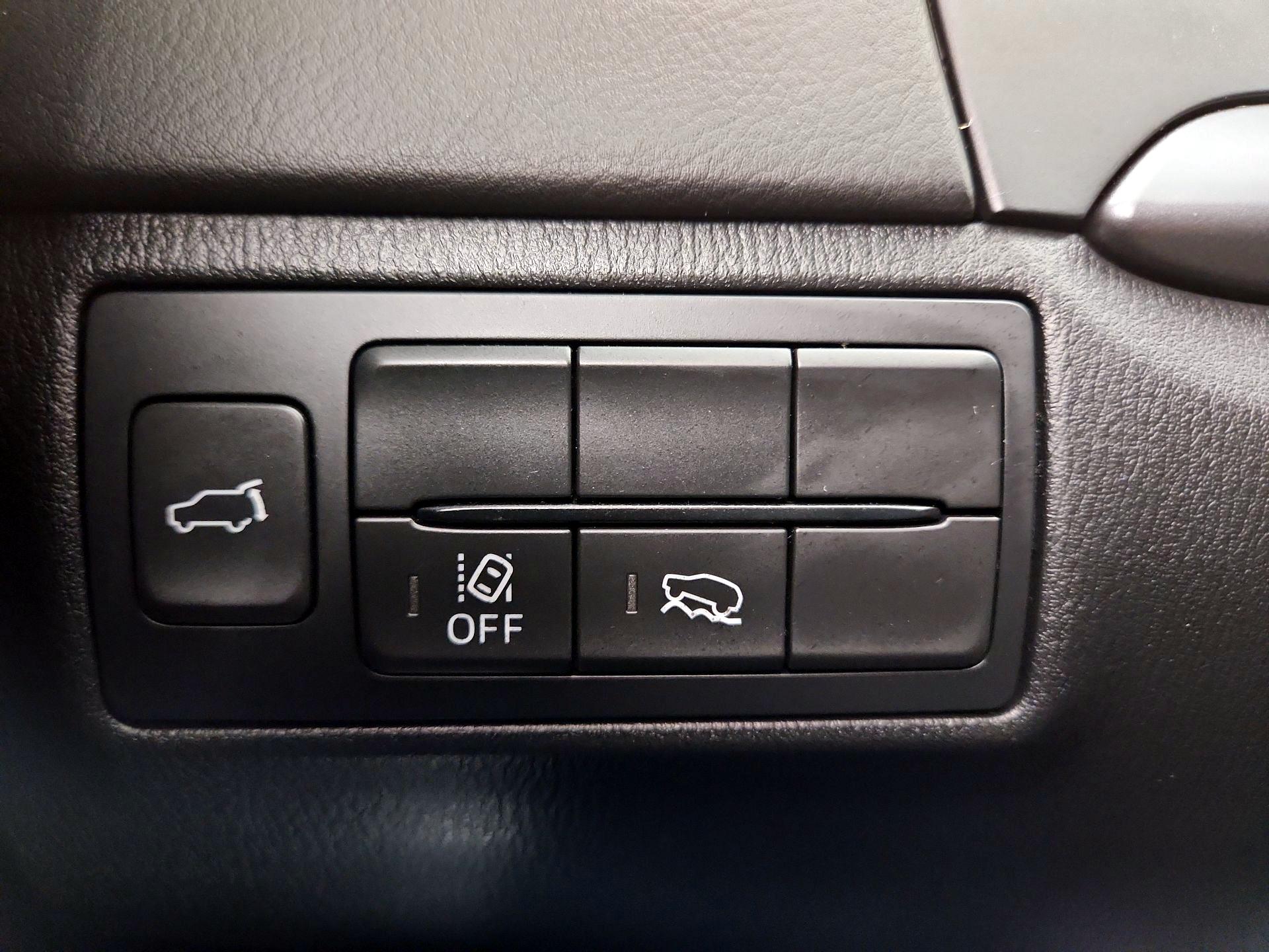 Thumbnail: 2023 Mazda CX-9 - 13