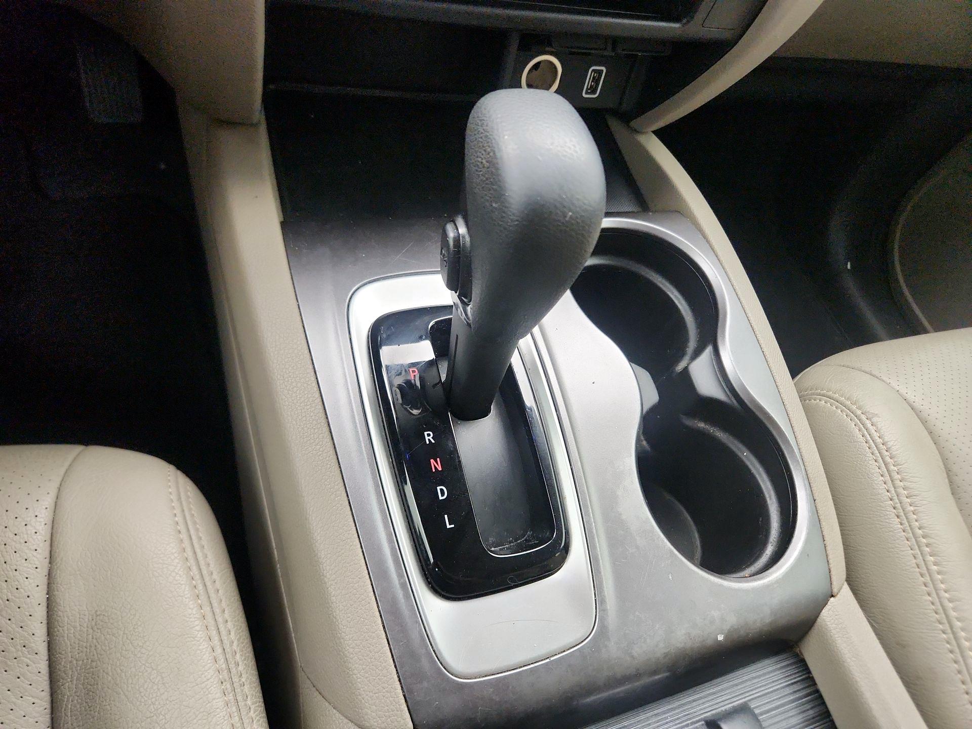 Thumbnail: 2019 Honda Pilot - 17