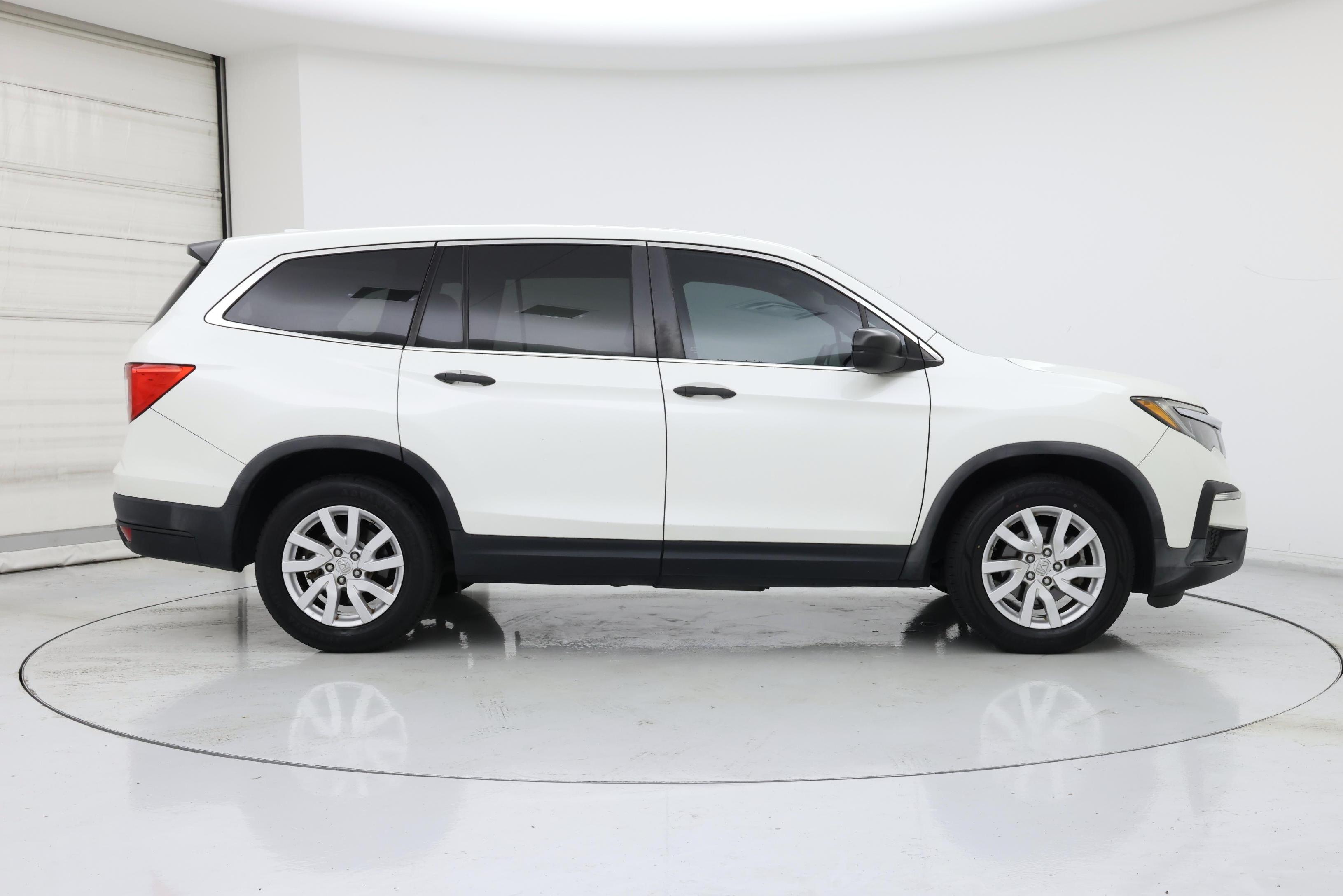 Thumbnail: 2019 Honda Pilot - 7