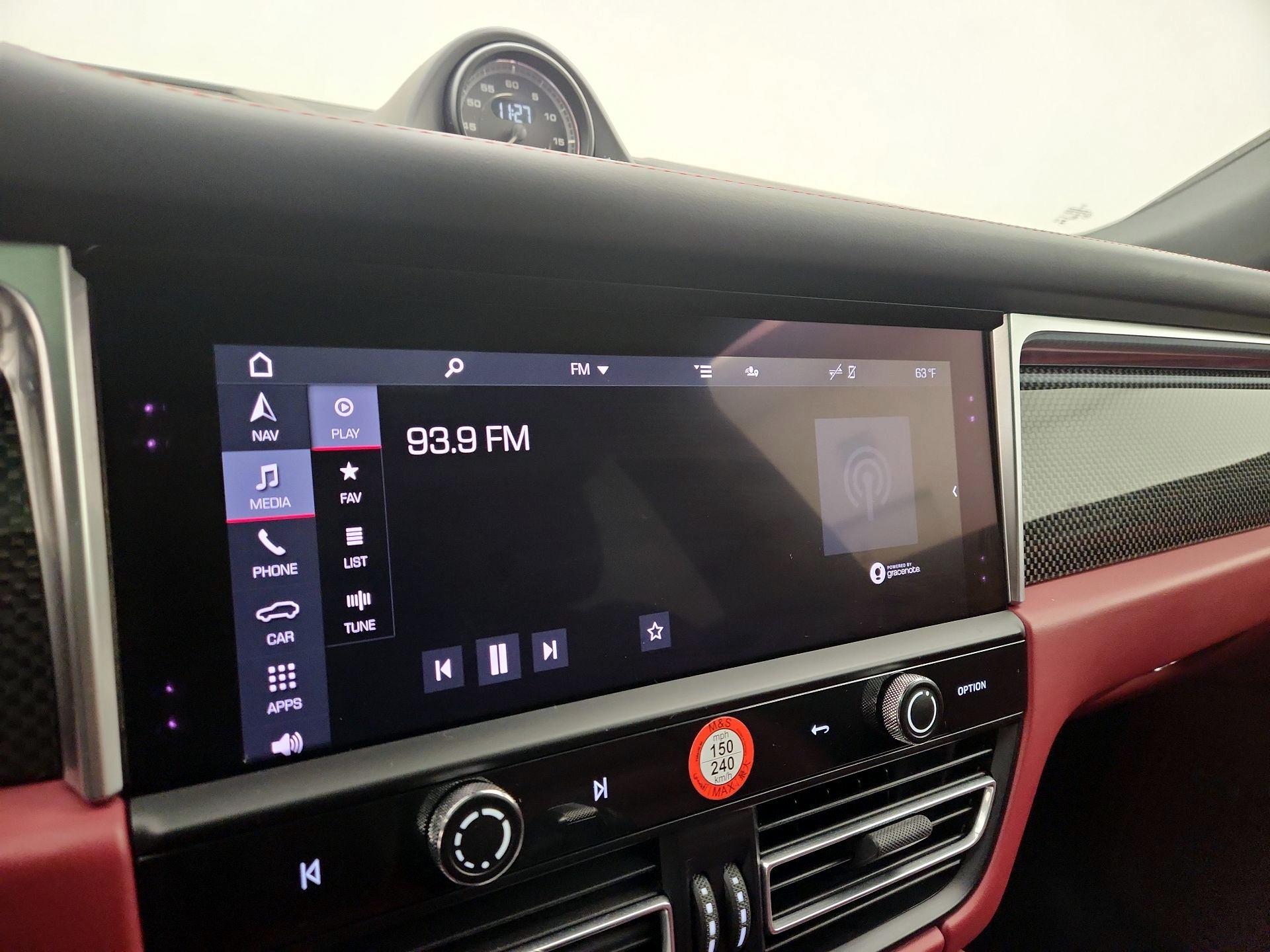 Thumbnail: 2023 Porsche Macan - 16