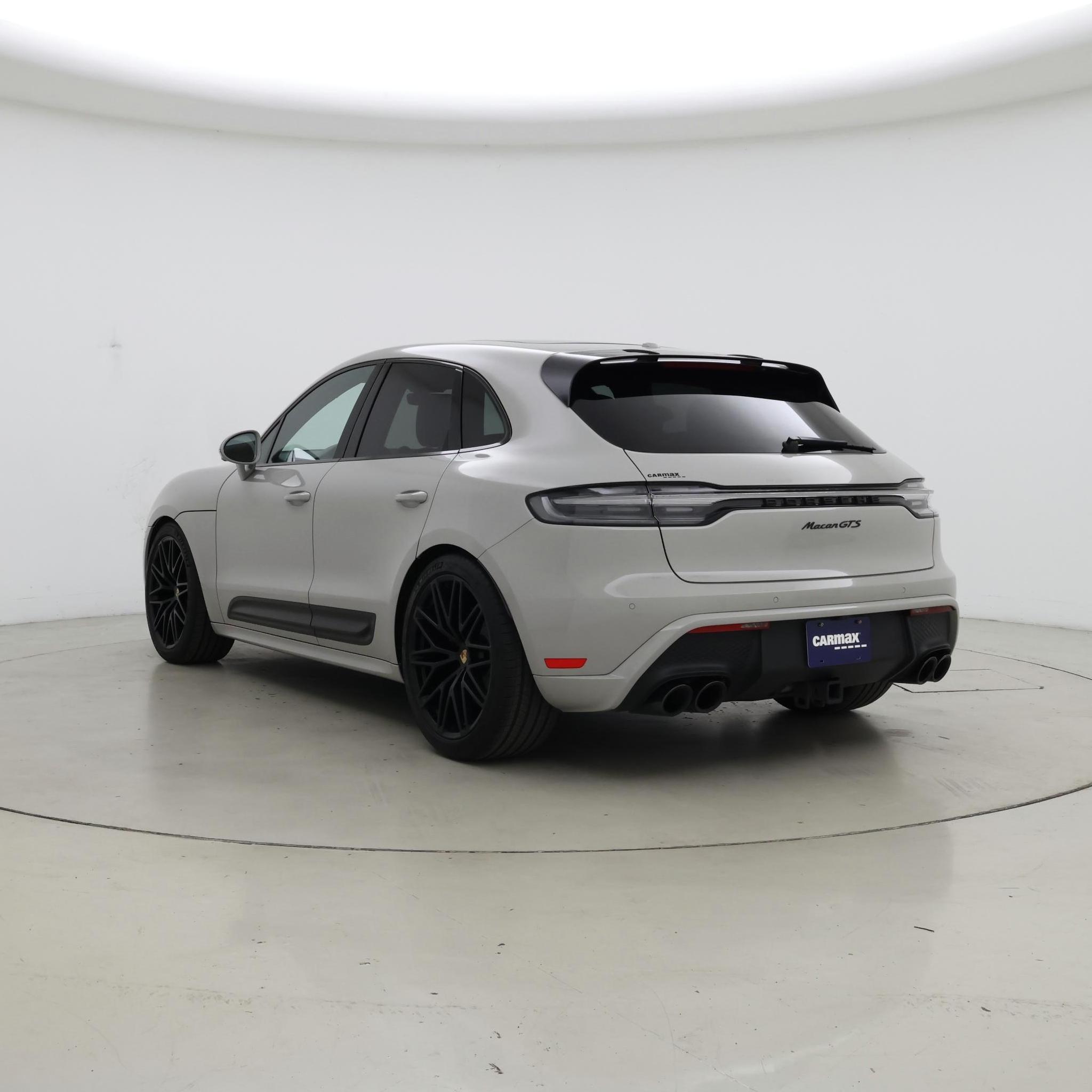 Thumbnail: 2023 Porsche Macan - 2