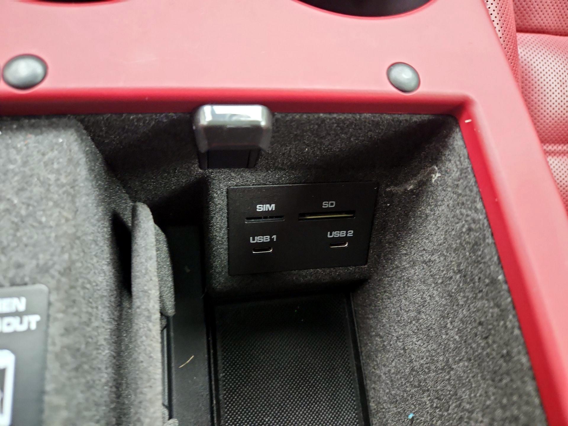 Thumbnail: 2023 Porsche Macan - 19