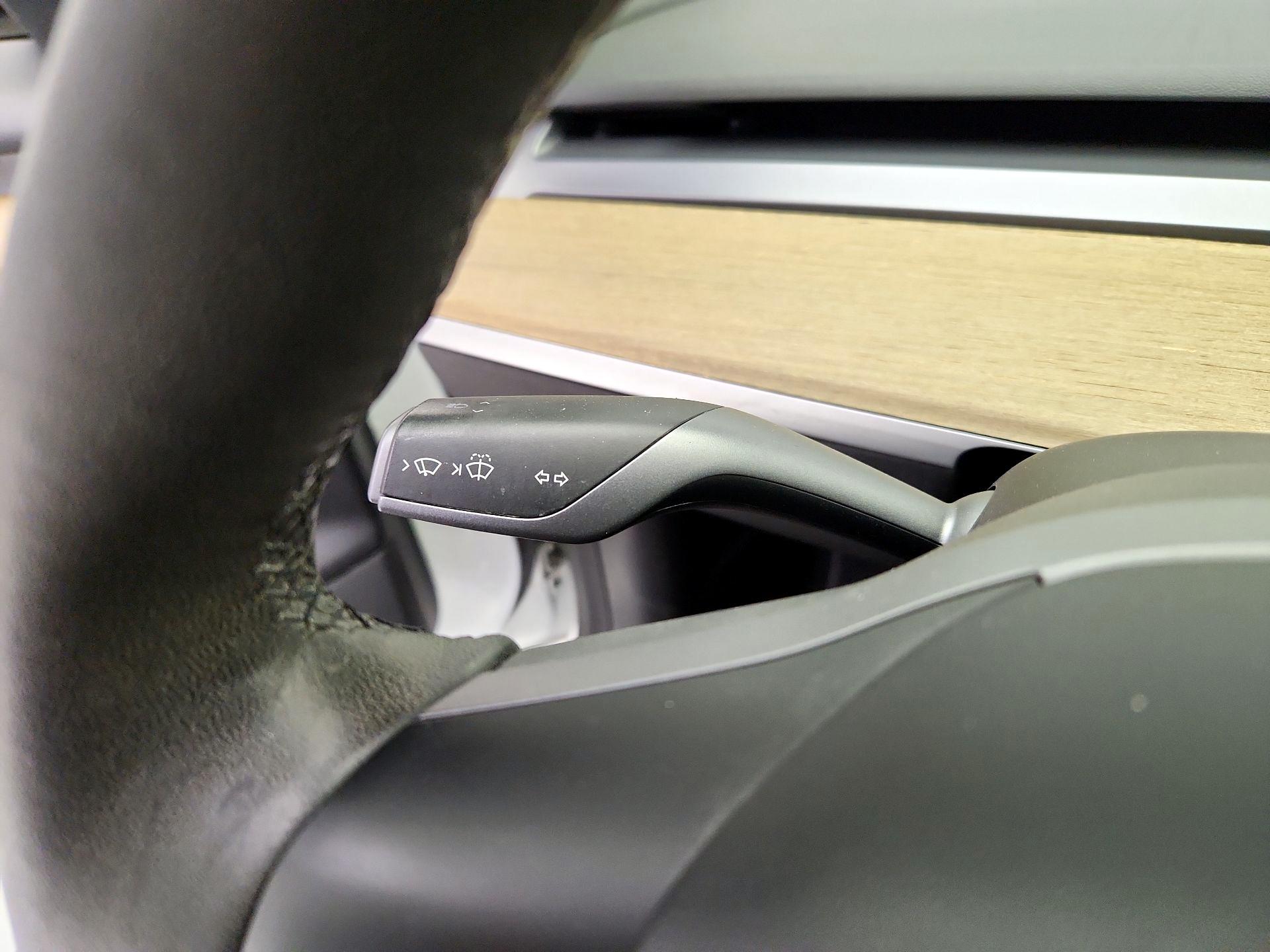 Thumbnail: 2021 Tesla Model 3 - 13