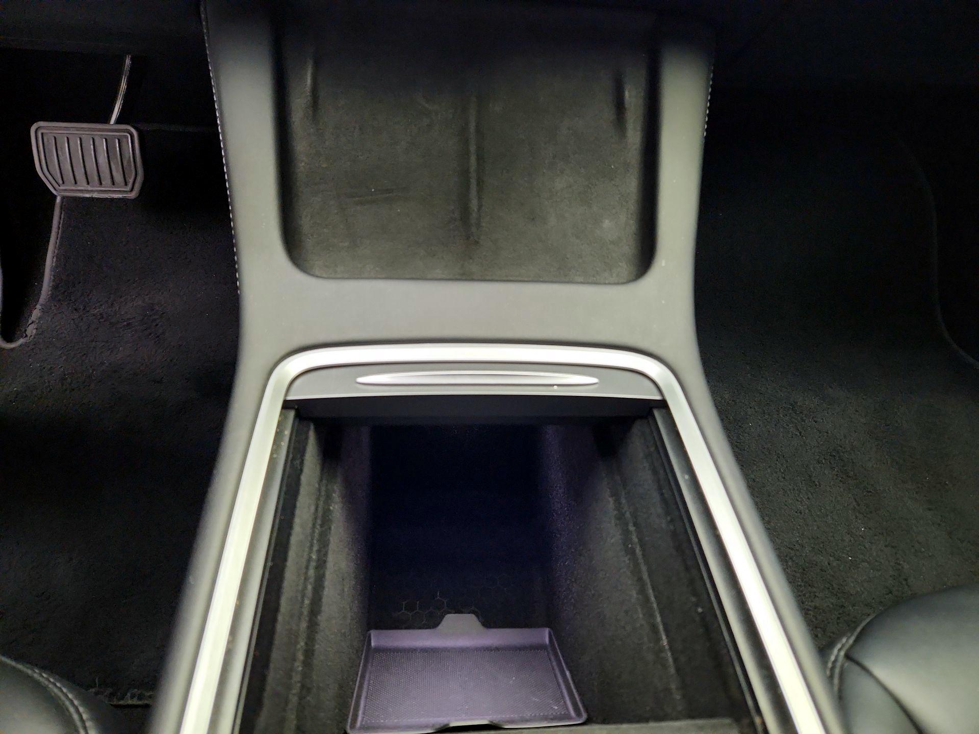 Thumbnail: 2021 Tesla Model 3 - 19