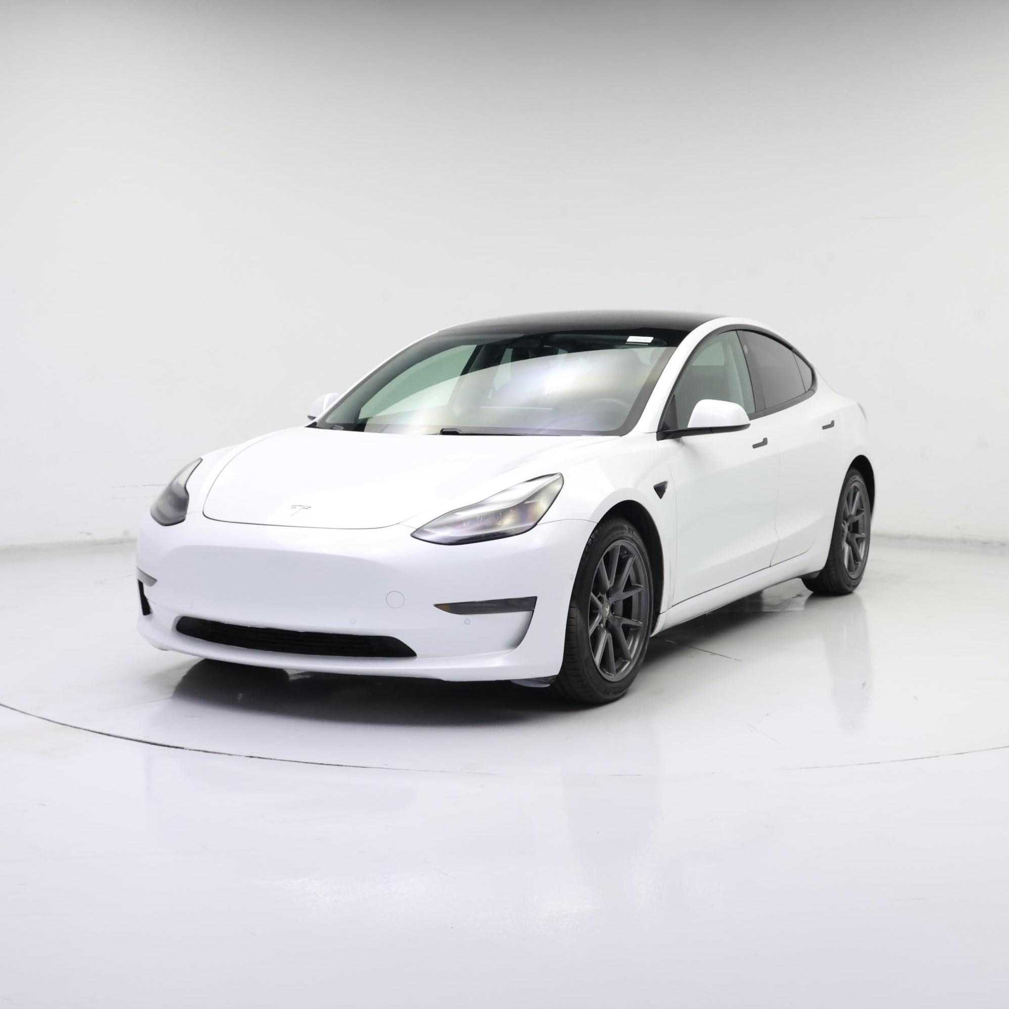 Thumbnail: 2021 Tesla Model 3 - 4