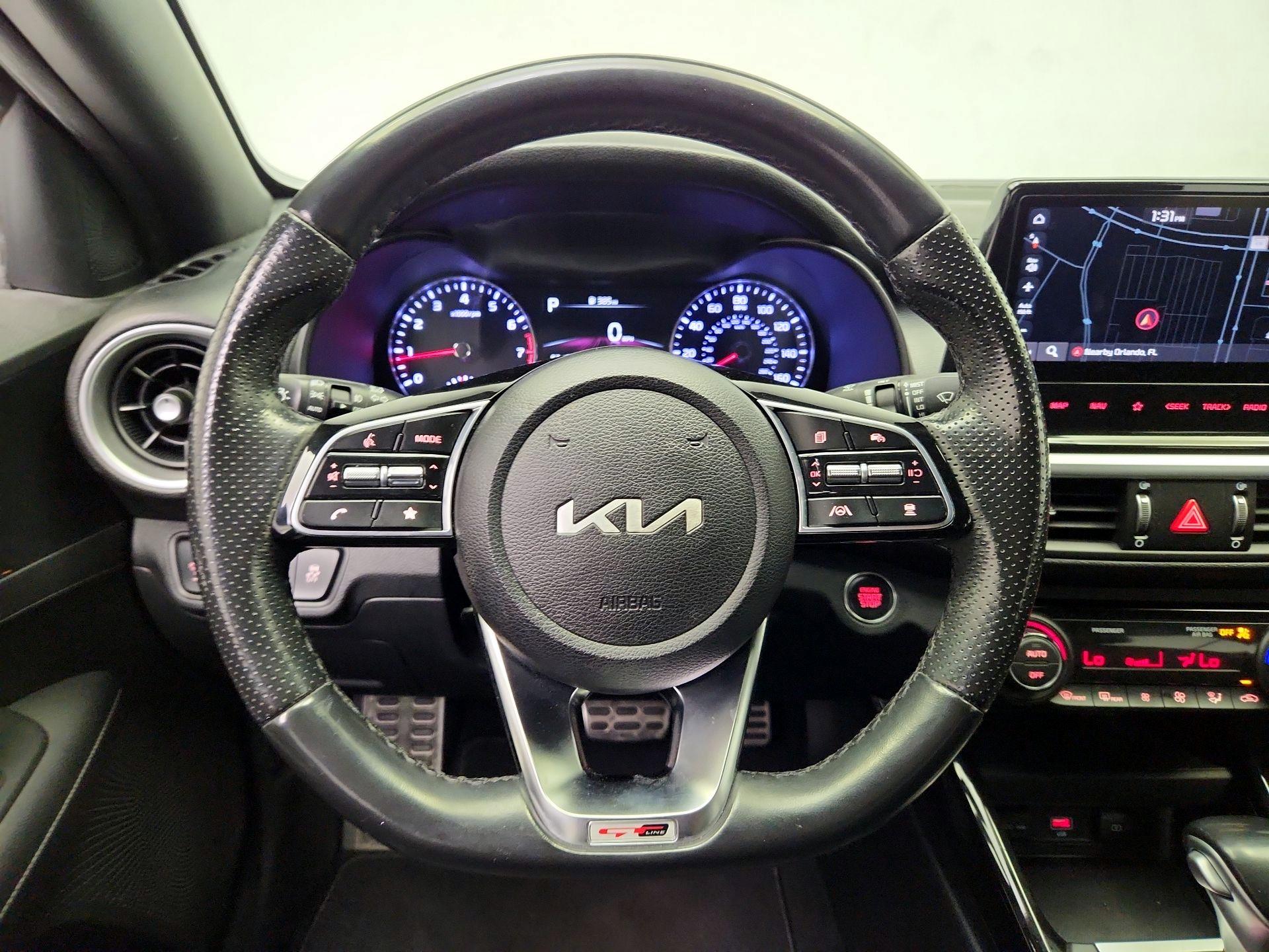 Thumbnail: 2023 Kia Forte - 10