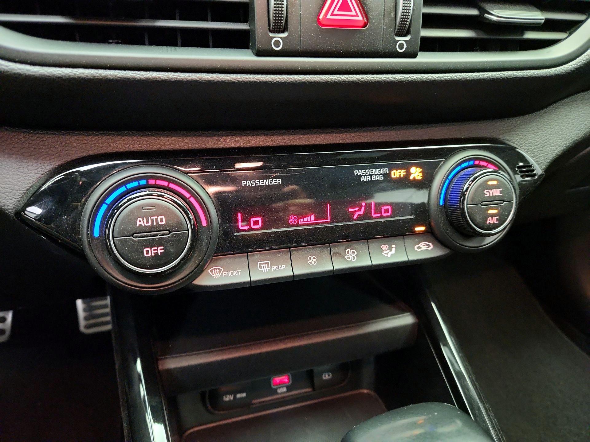 Thumbnail: 2023 Kia Forte - 17