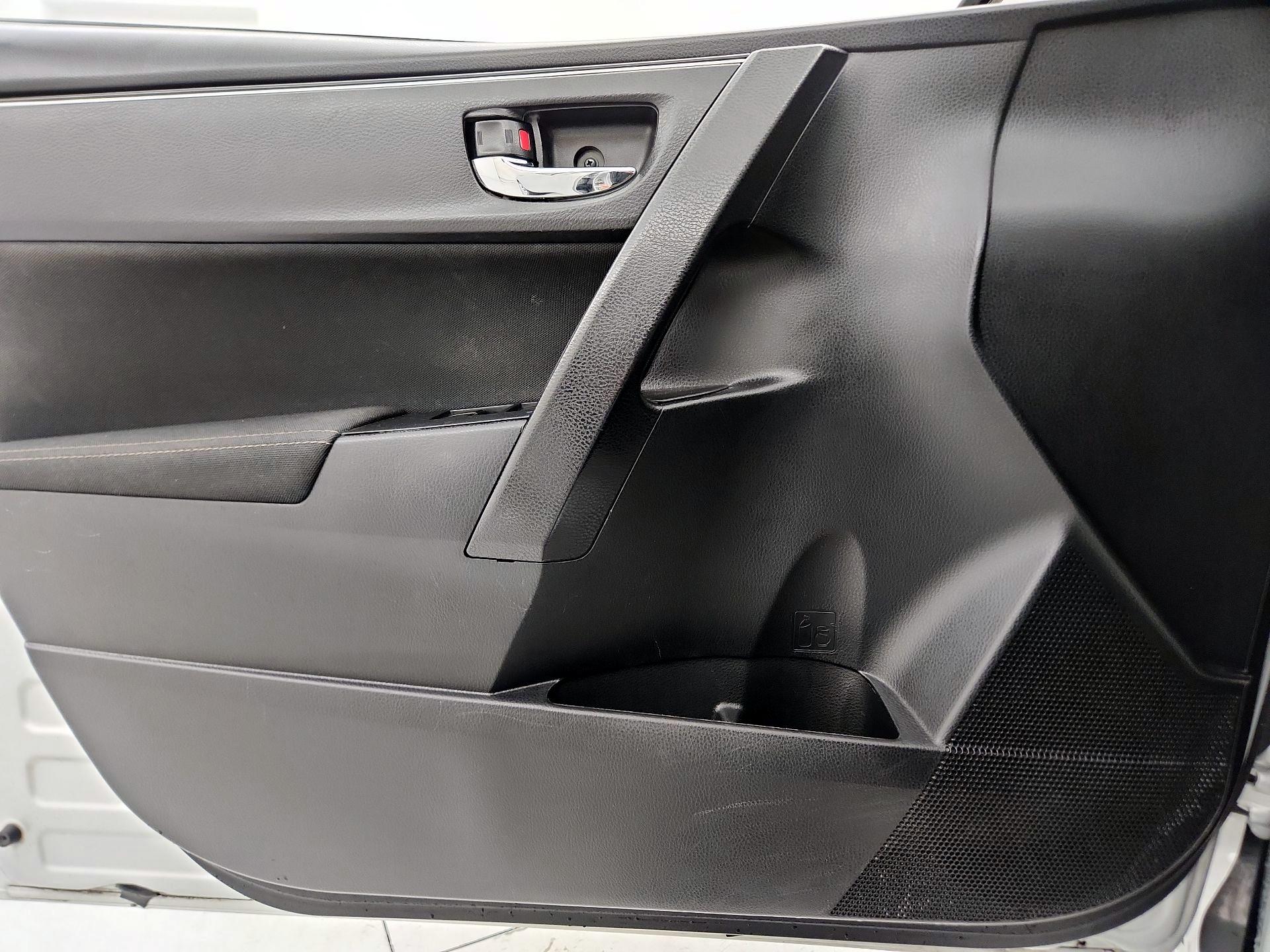 Thumbnail: 2019 Toyota Corolla - 12