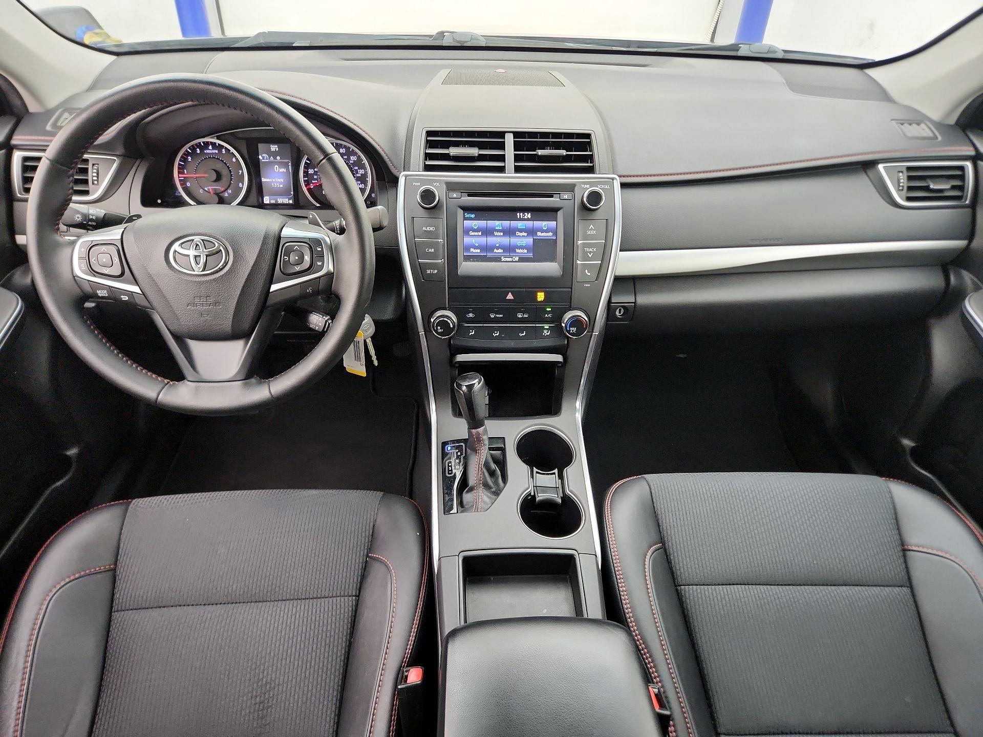 Thumbnail: 2016 Toyota Camry - 9