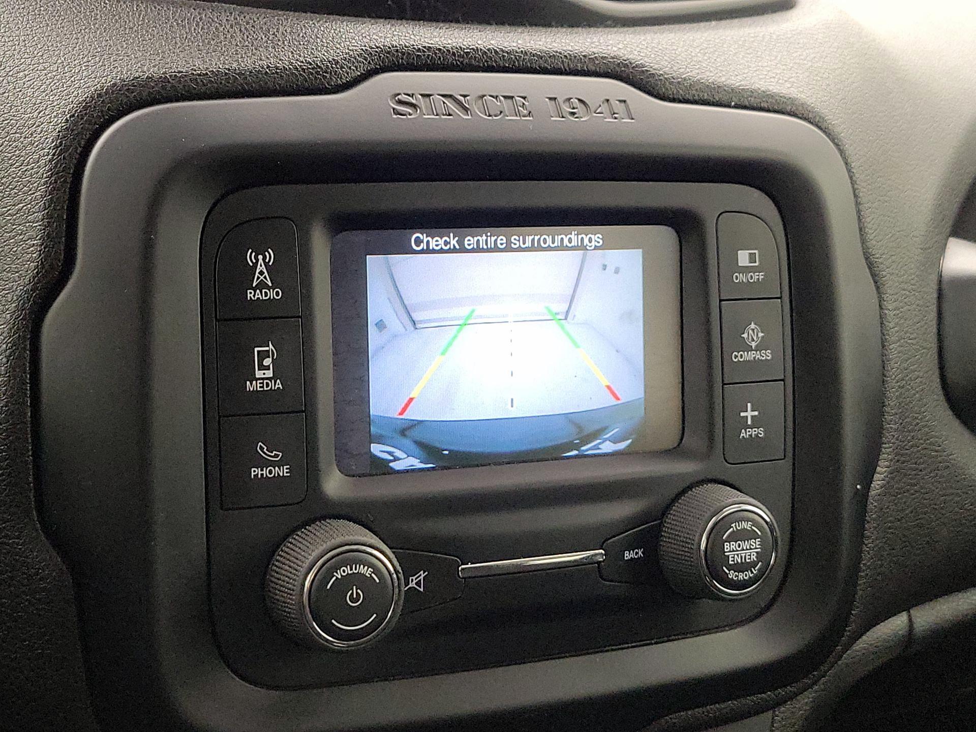 Thumbnail: 2017 Jeep Renegade - 14