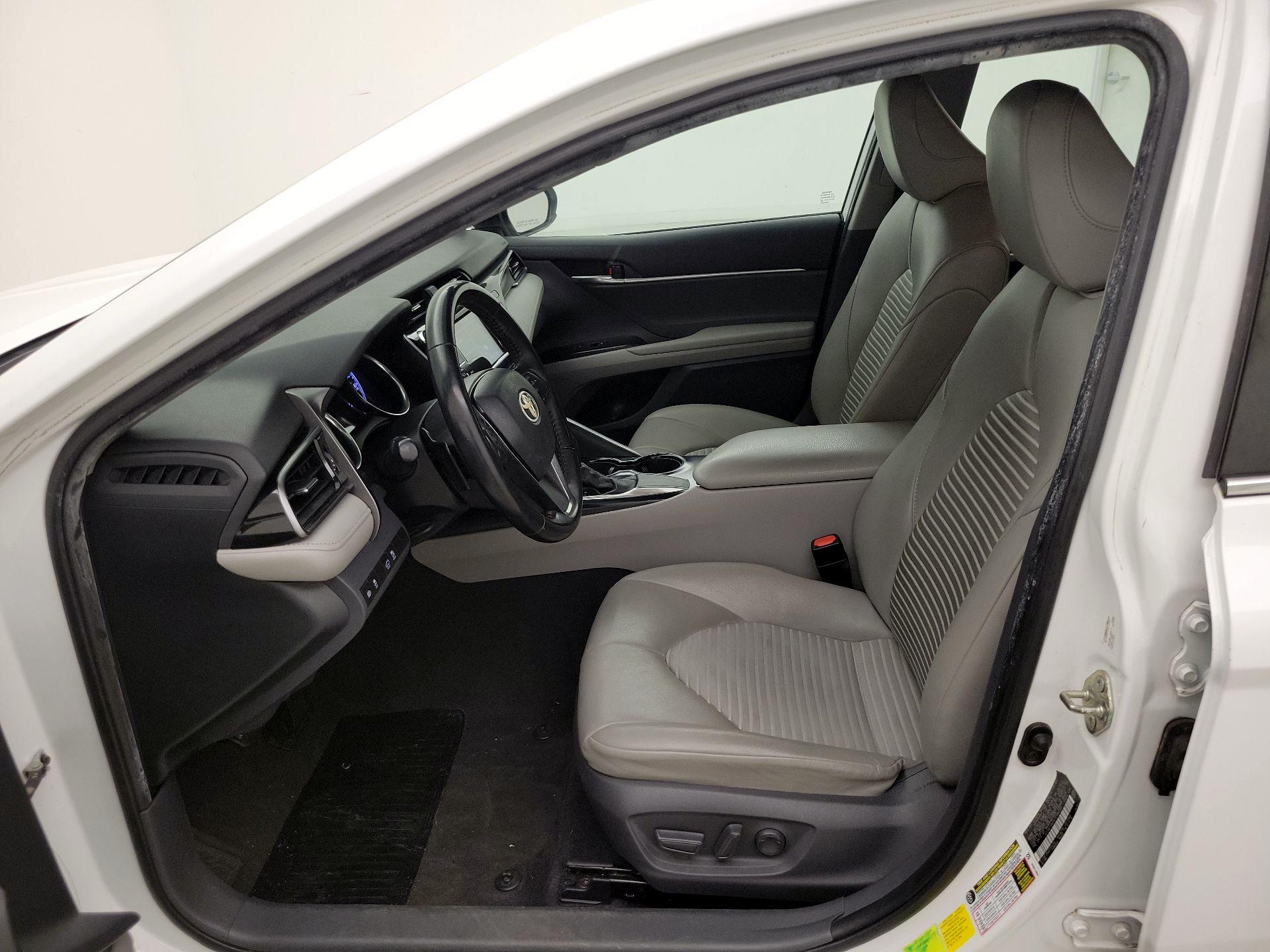 Thumbnail: 2020 Toyota Camry - 11