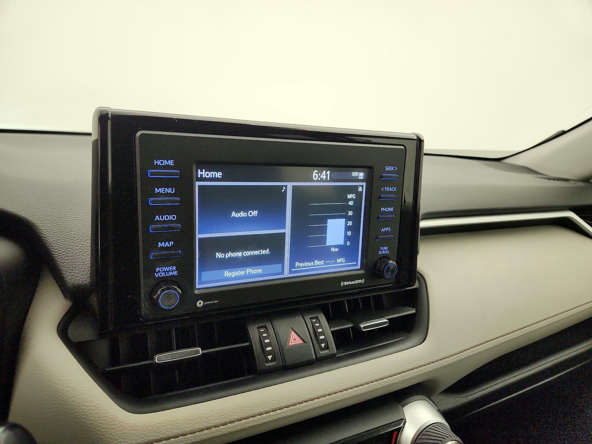 Thumbnail: 2021 Toyota RAV4 - 15