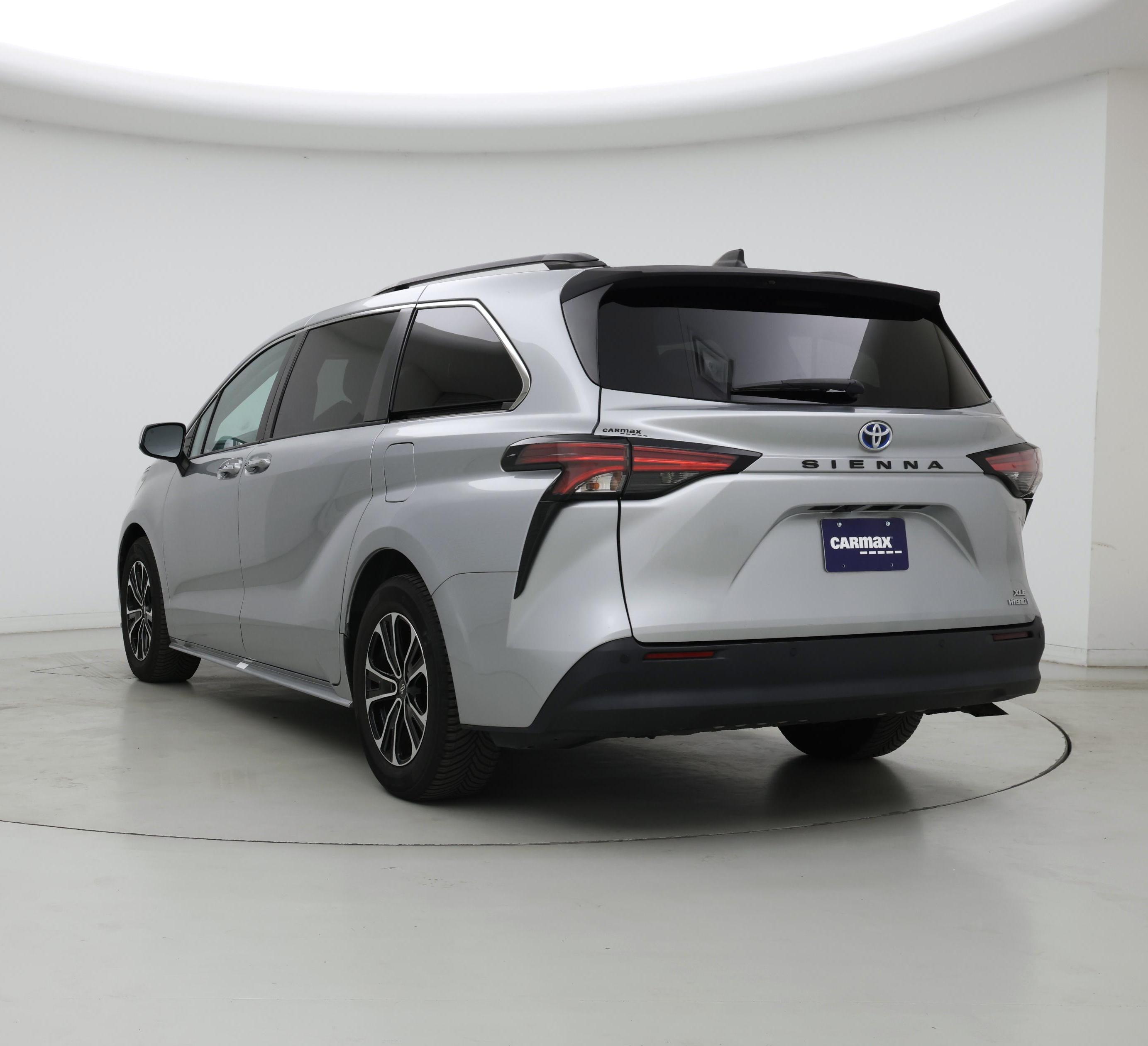 Thumbnail: 2021 Toyota Sienna - 2