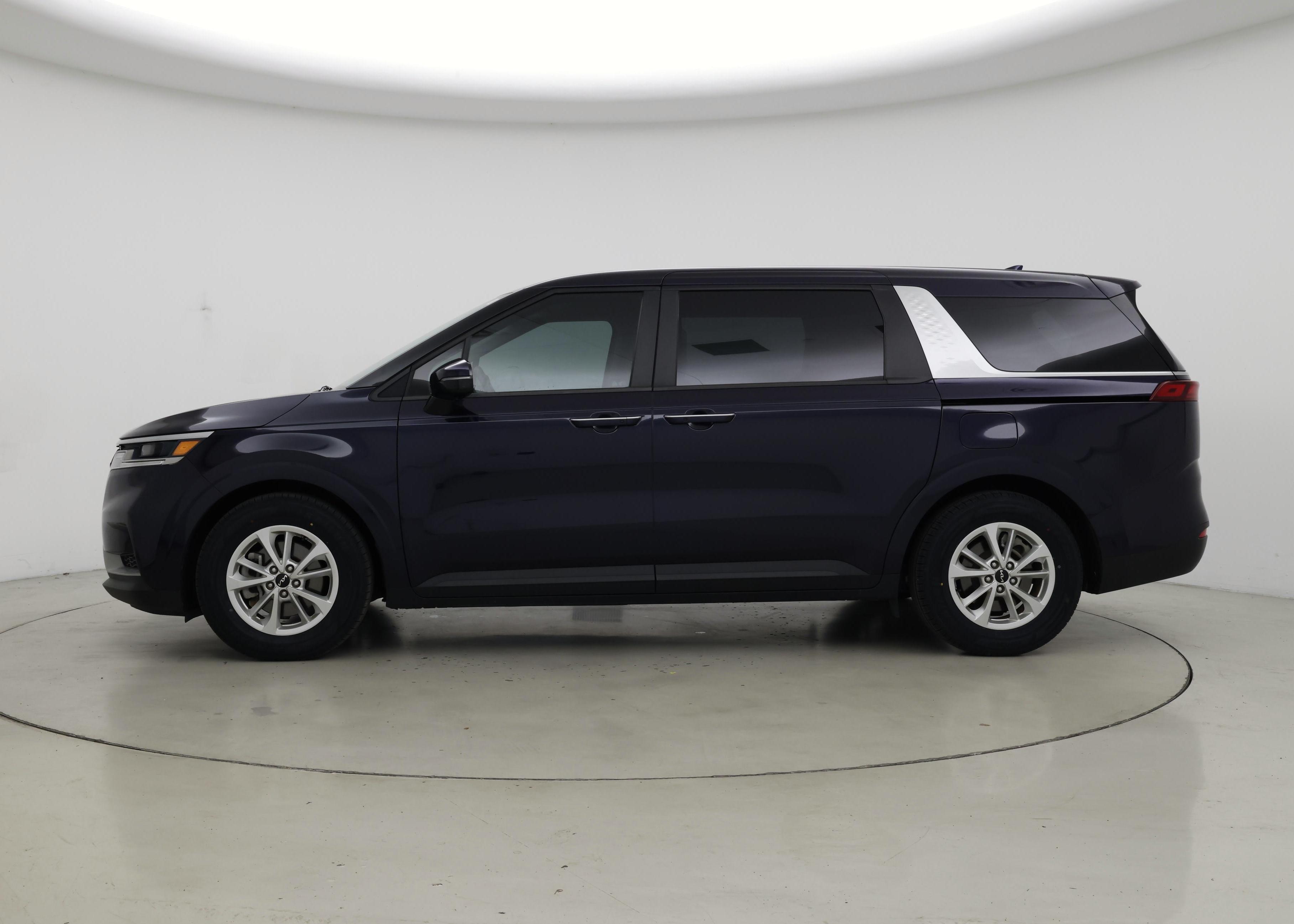 Thumbnail: 2023 Kia Carnival - 3